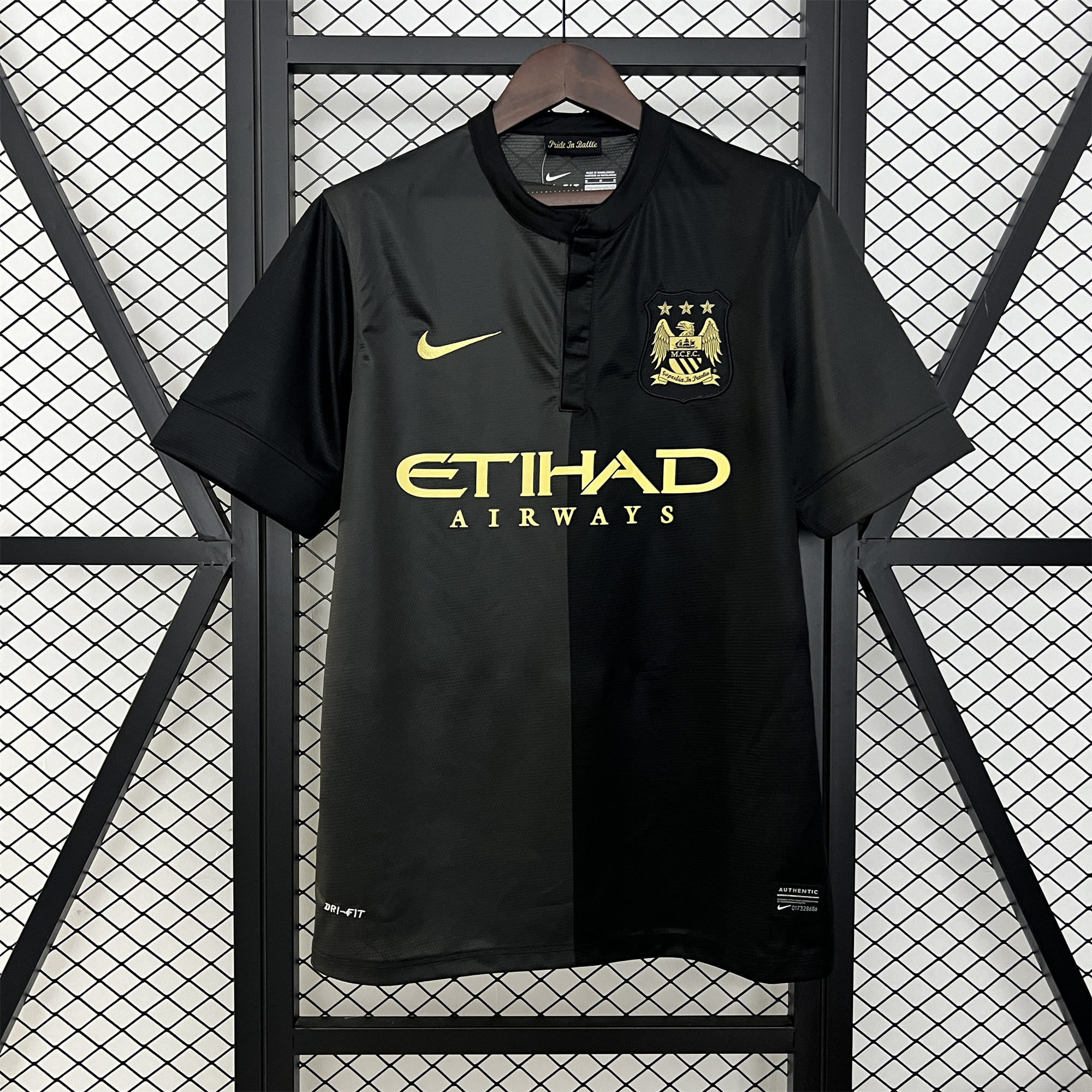 AlphaJersey-Retro Manchester City 2013-14 Away Jersey
