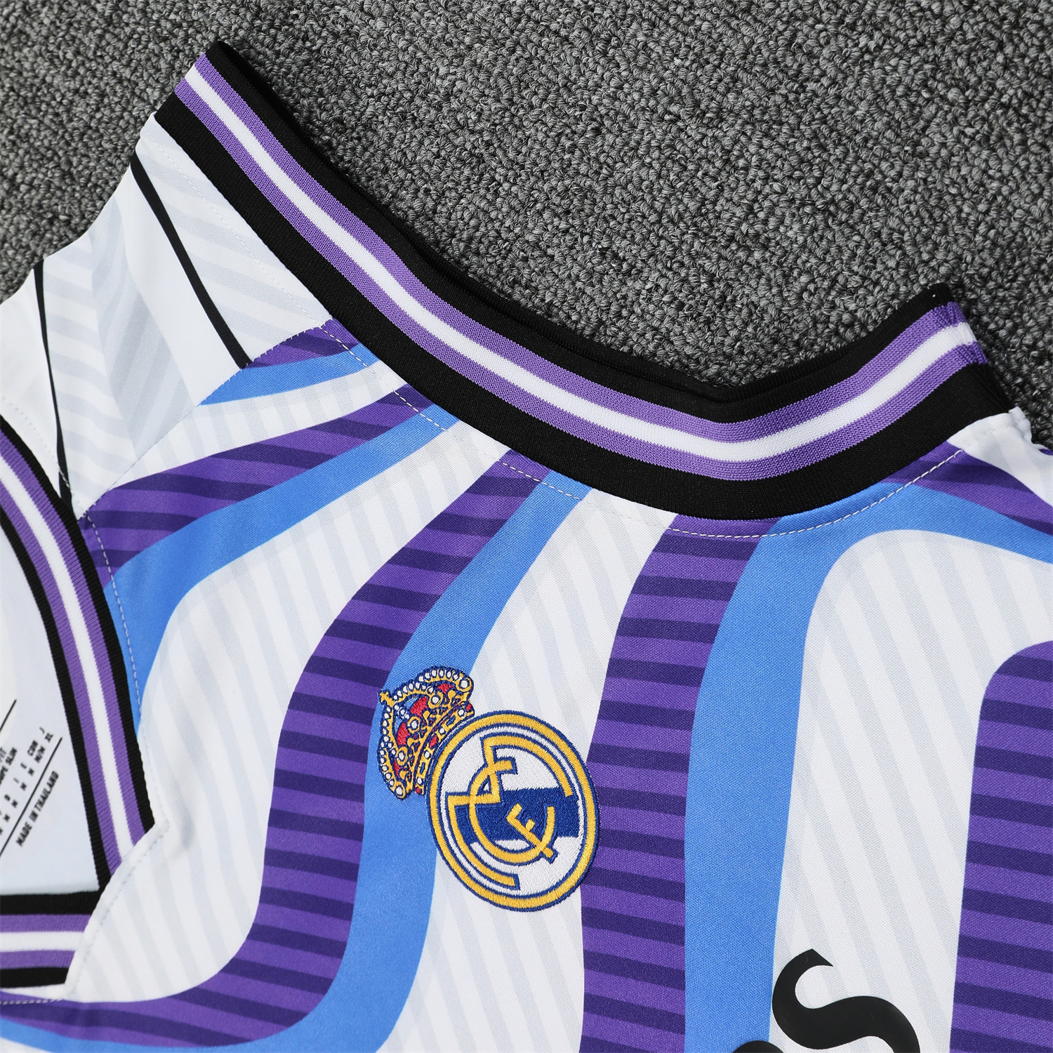AlphaJersey-Real Madrid 25-26 Vest Training Set - Blue Purple Curve Pattern Vest & Black Shorts