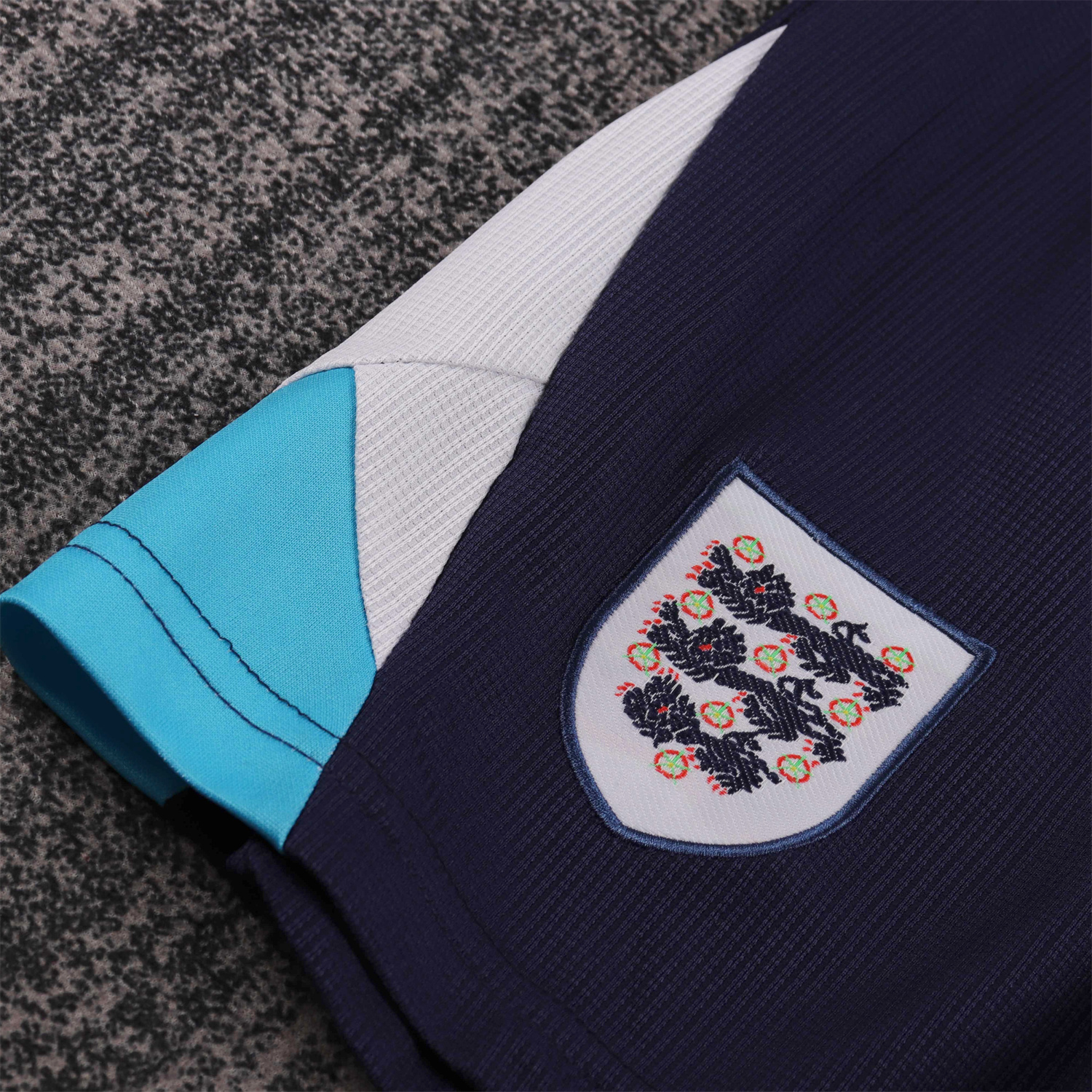 AlphaJersey-Retro England 1996 Home Kids Kit
