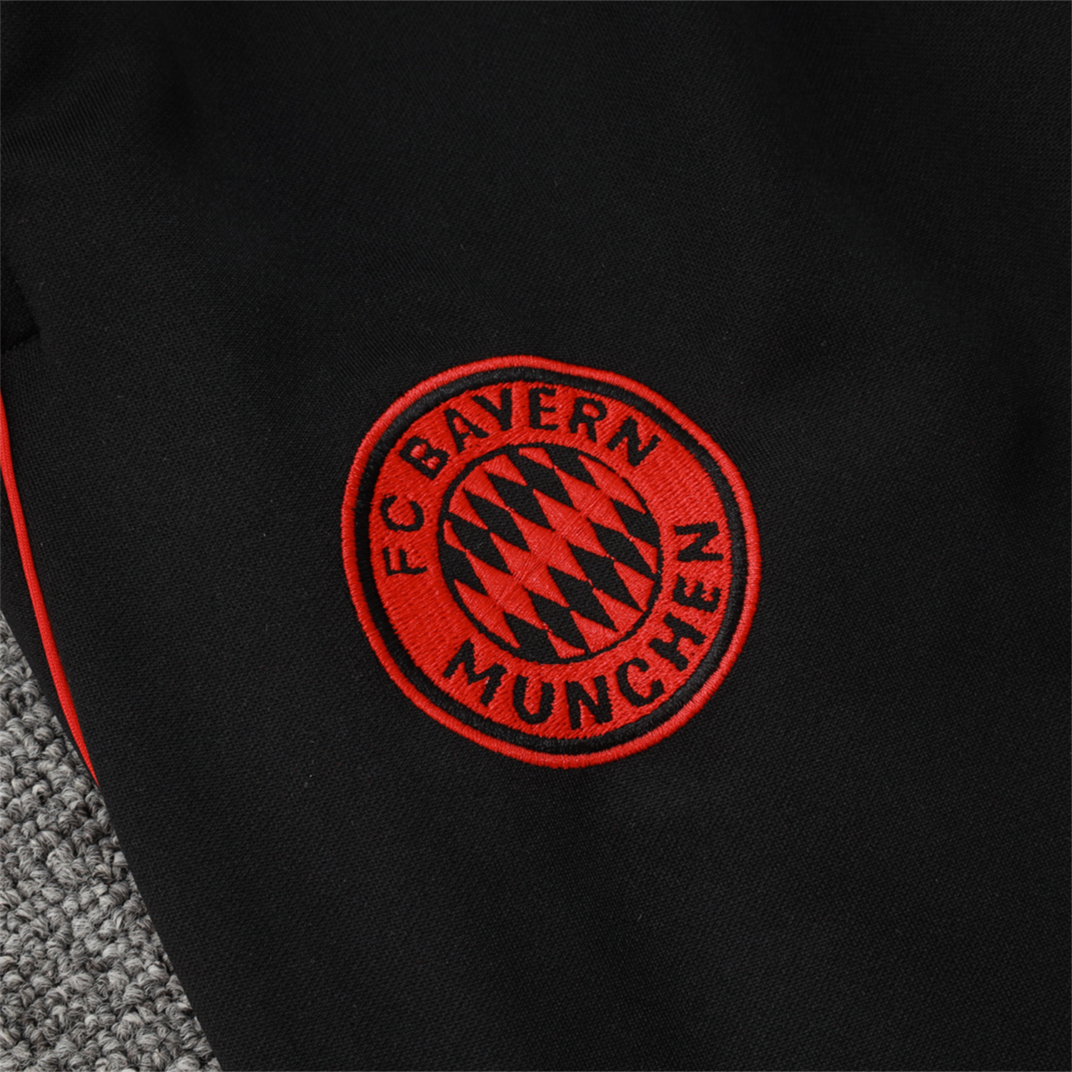 AlphaJersey-Bayern Munich 25-26 Jacket Training Tracksuit - Army Green Top and Black Pants