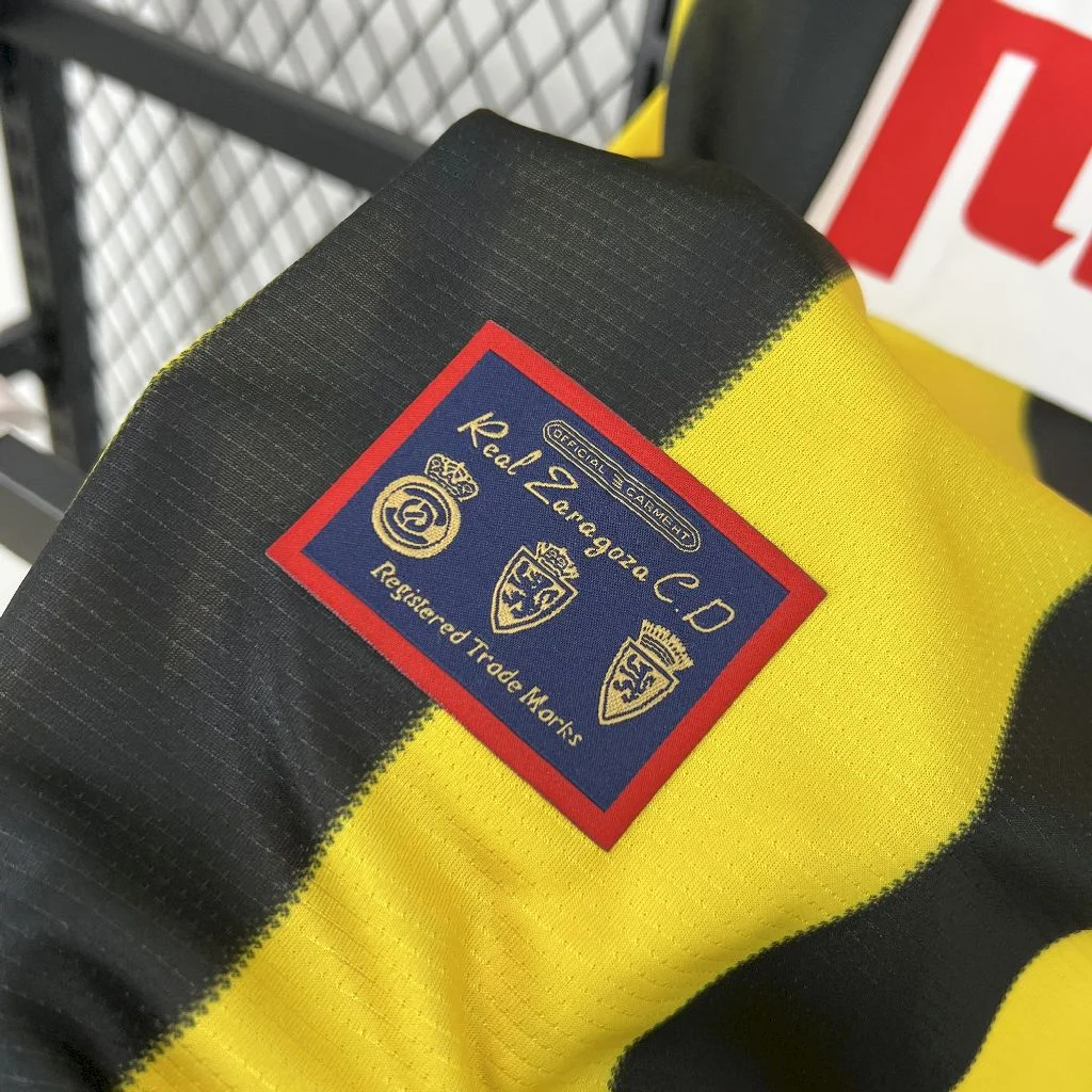 AlphaJersey-Retro Real Zaragoza 1996-97 Away Jersey