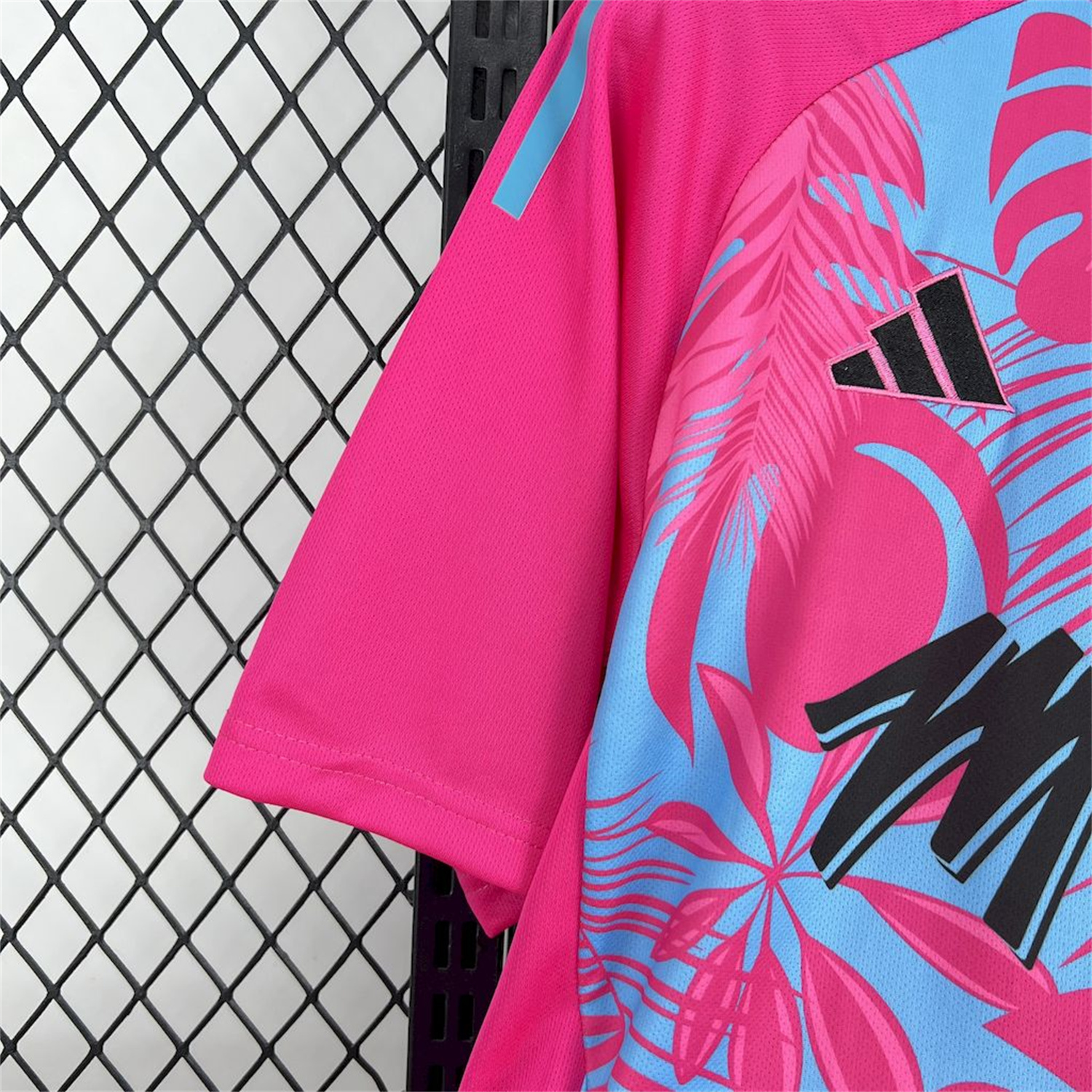 AlphaJersey-INT M.A.M 25-26 Pink & Blue Coconut Tree Leaves Jersey - Fans Version