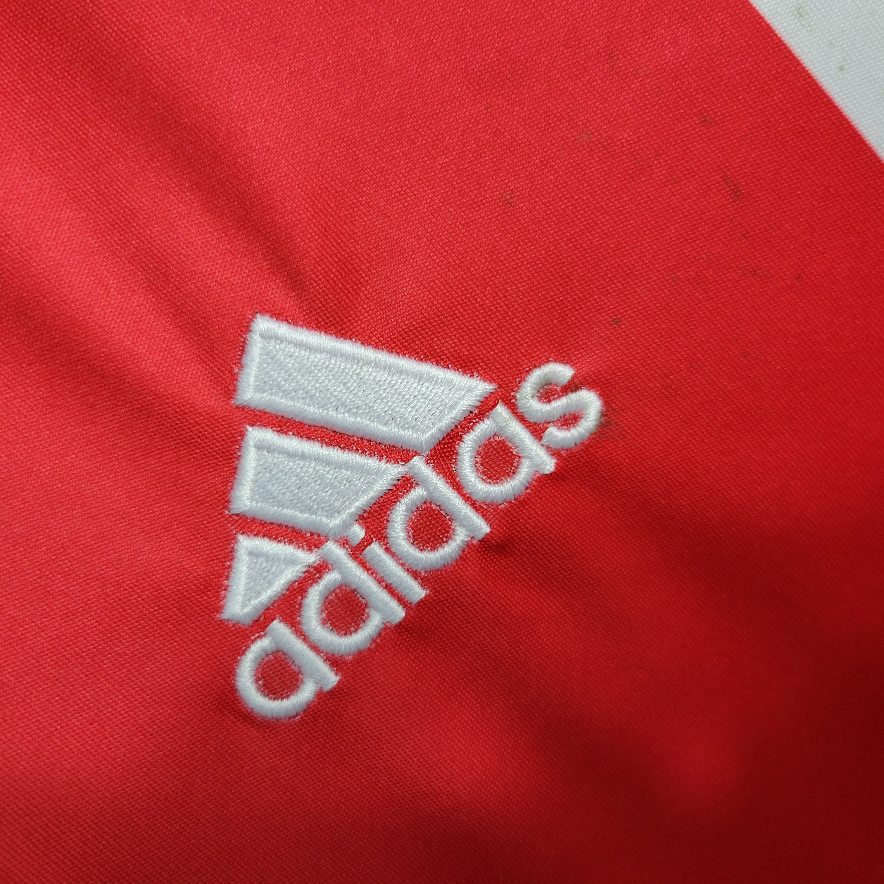AlphaJersey-Retro Benfica 2004-05 Home Stadium Jersey