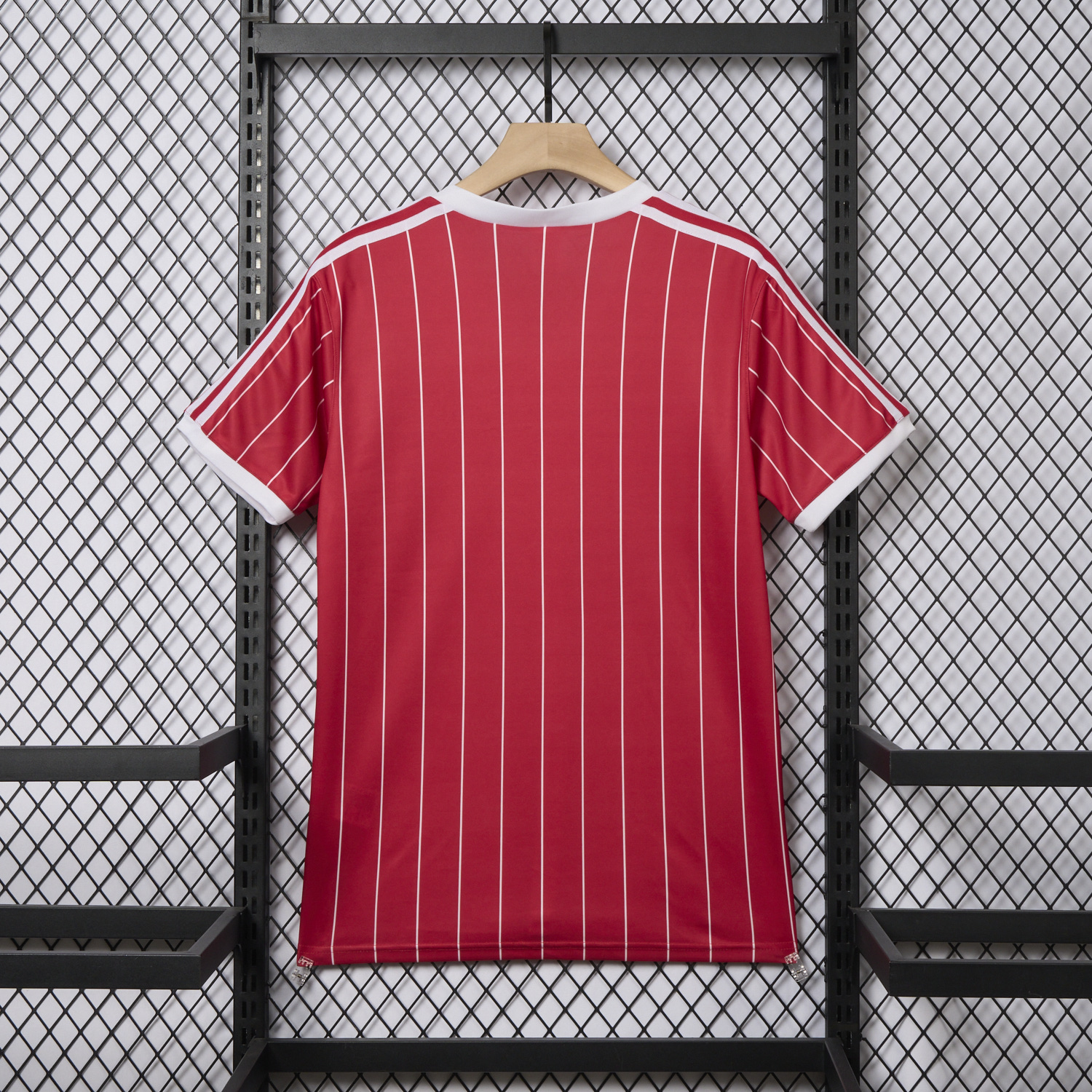 AlphaJersey-Retro Hamburger SV 1984 Away Jersey