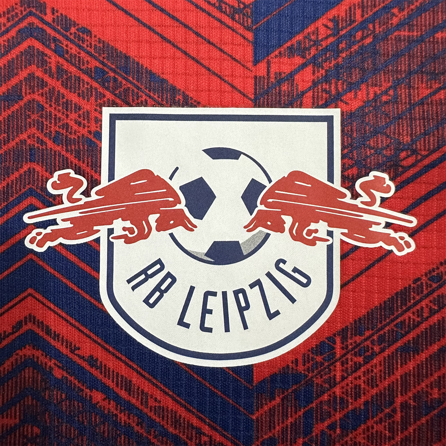 AlphaJersey-RB Leipzig 25-26 Pre-Match Red Blue Training Jersey - Fans Version