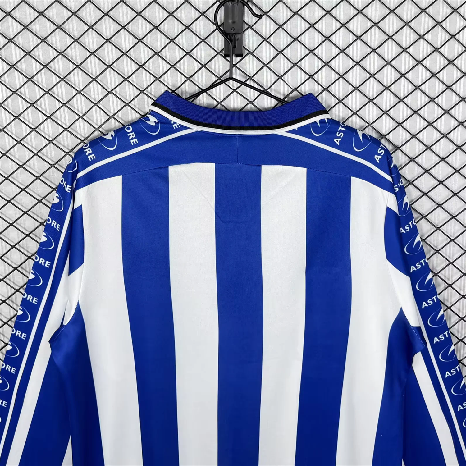 AlphaJersey-Retro Deportivo Alavés 1998-99 Home Long Sleeves Jersey