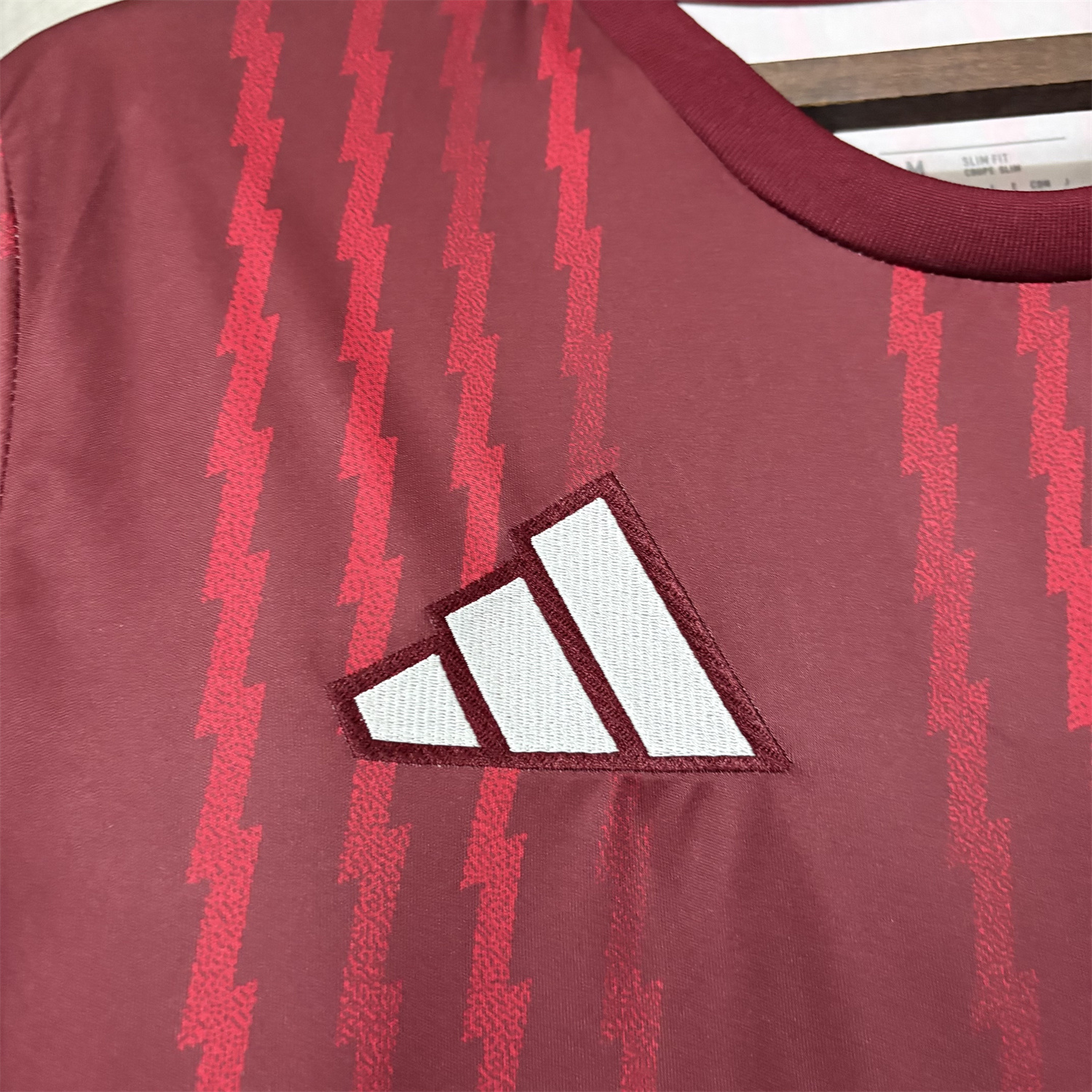 AlphaJersey-Arsenal 26-27 Red Lines Training Jersey - Fans Version