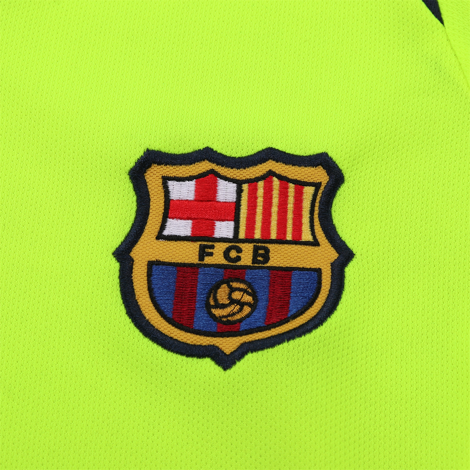 AlphaJersey-Retro Barcelona 2005-06 Away Kids Kit