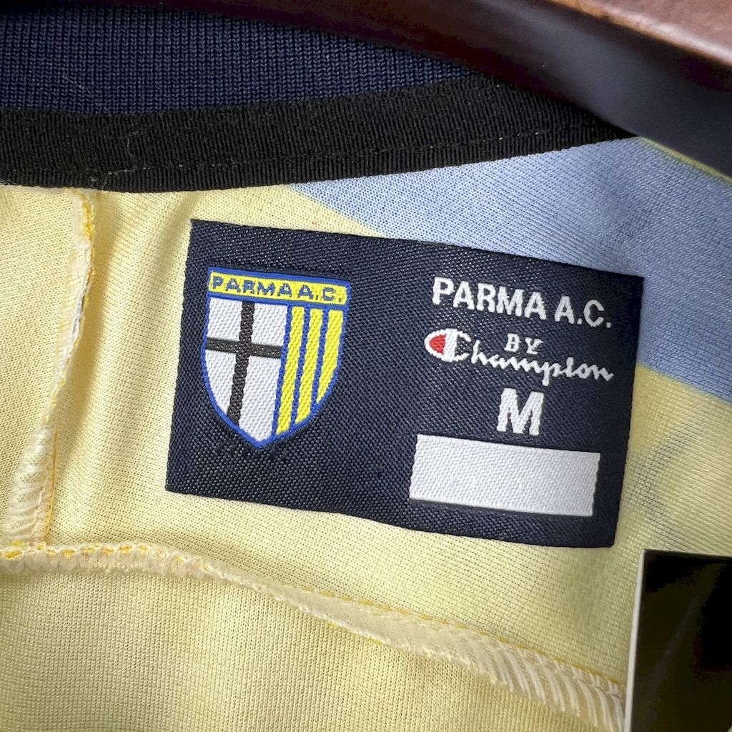 AlphaJersey-Retro Parma 1999-00 Home Jersey - Fans Version