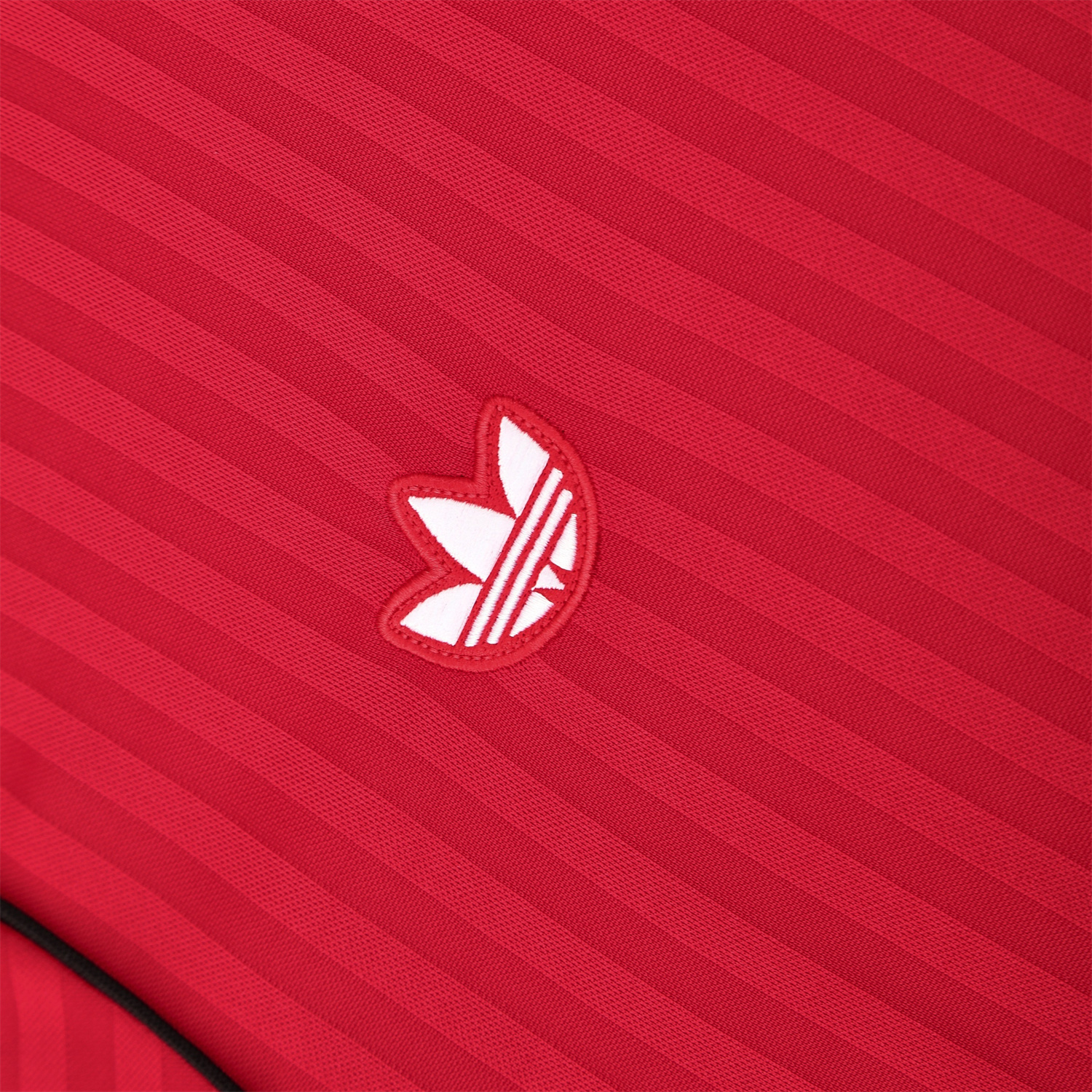 AlphaJersey-Flamengo 25-26 Short-Sleeve Training Set - Red Top & Black Shorts