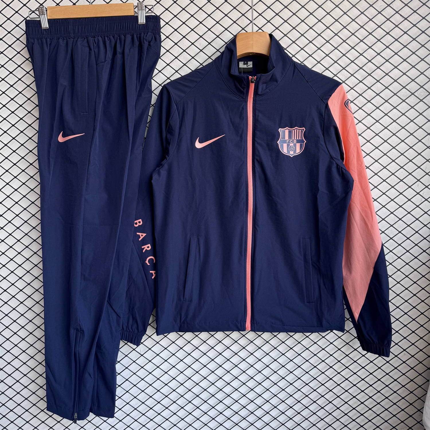 AlphaJersey-Barcelona 25-26 Windbreaker Training Set - Blue With Pink Black Top and Pants