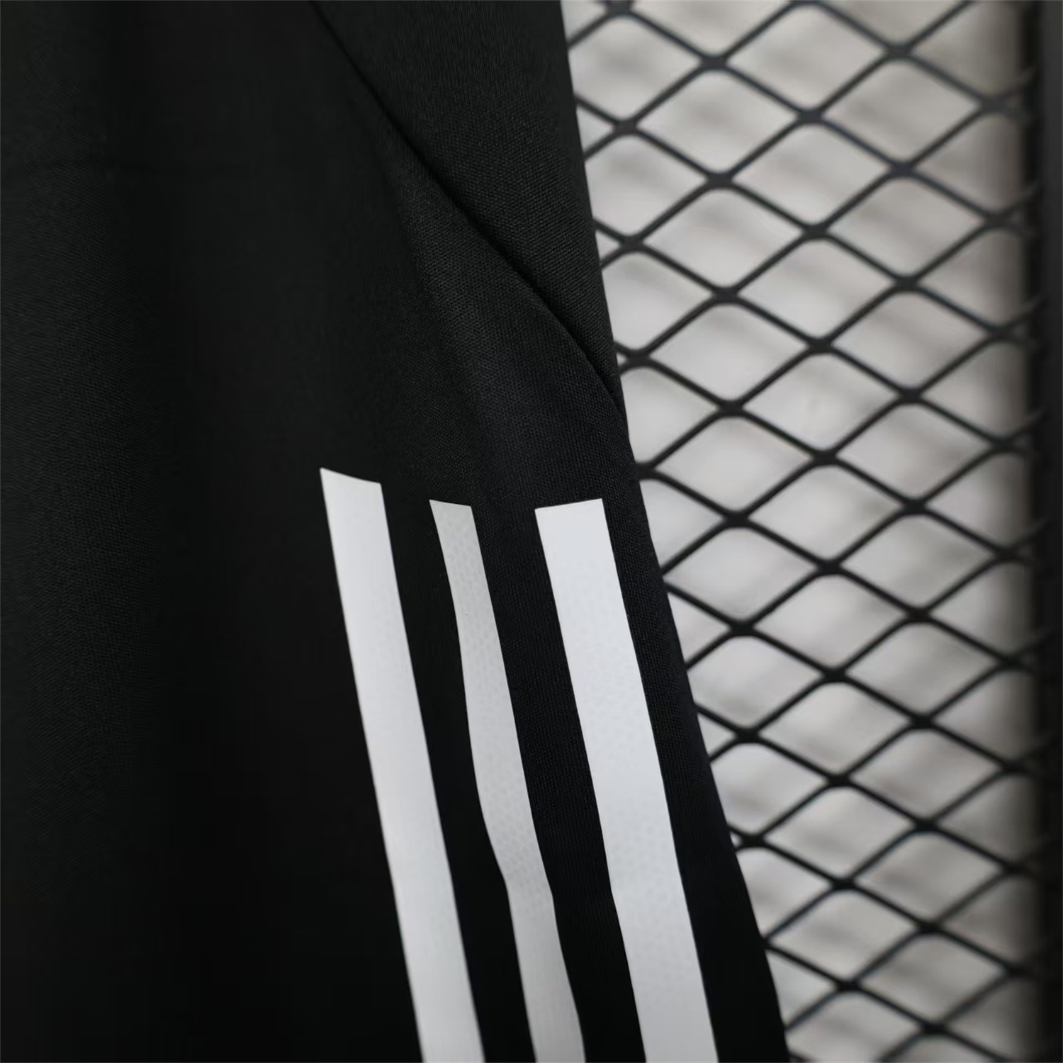 AlphaJersey-Manchester United 25-26 Home Black Shorts - Player Version