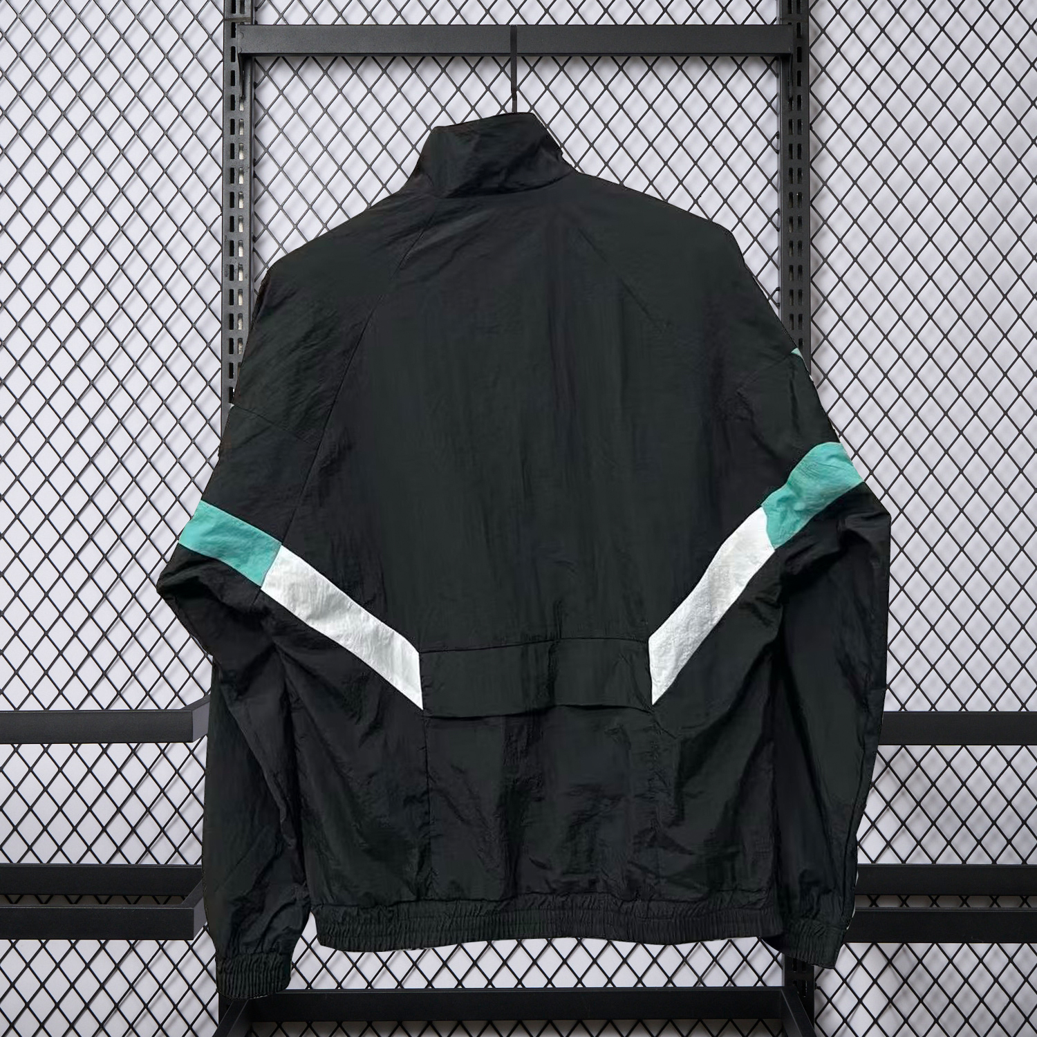 AlphaJersey-Newcastle United 25-26 Windbreaker Jacket - Black And Green