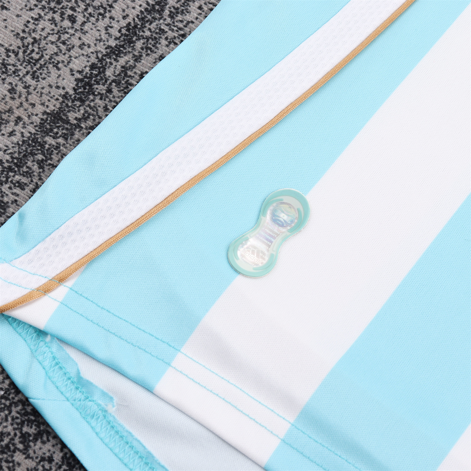 AlphaJersey-Retro Argentina 2006 Home Kids Kit