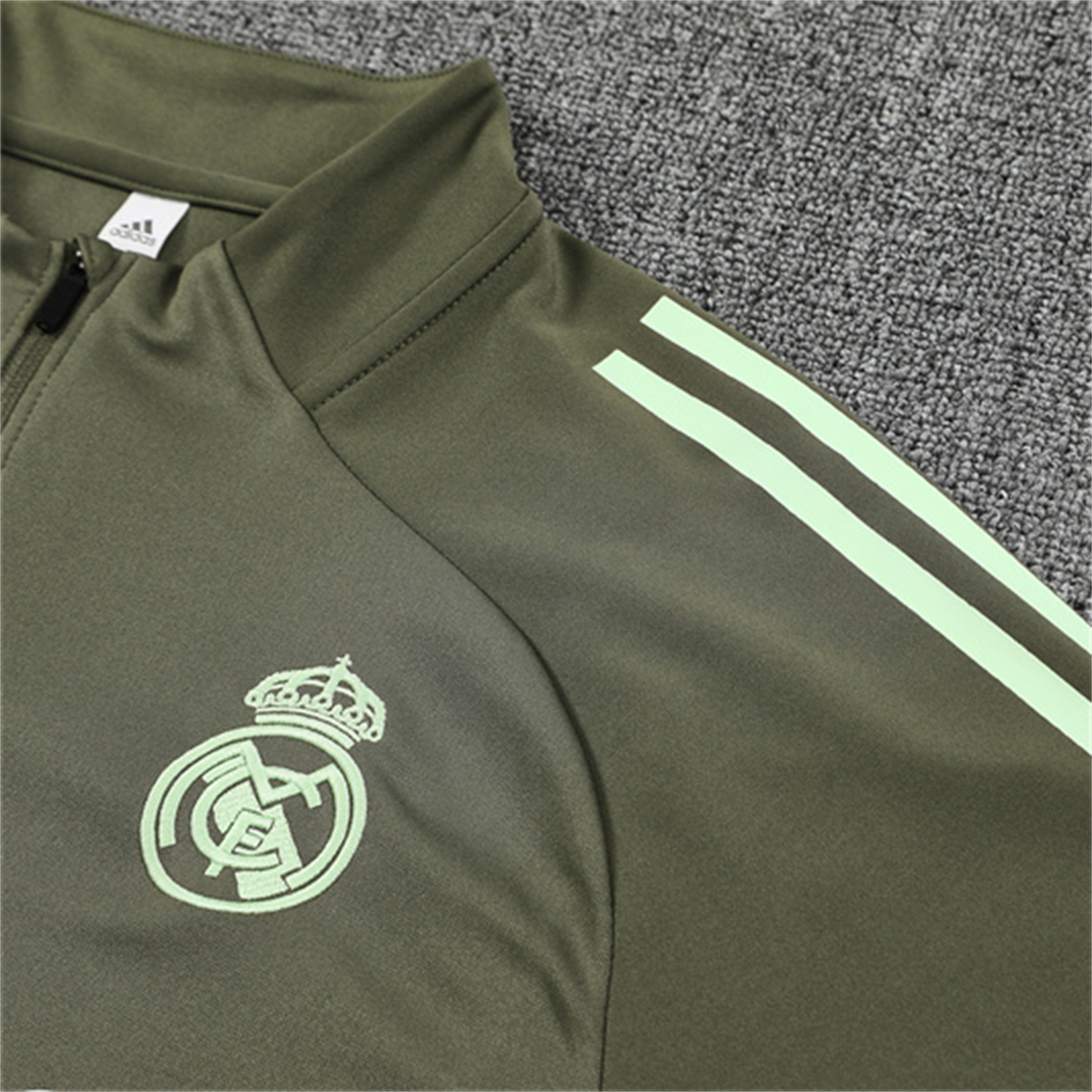 AlphaJersey-Real Madrid 25-26 Long Sleeve Training Set - Army Green Top & Pants