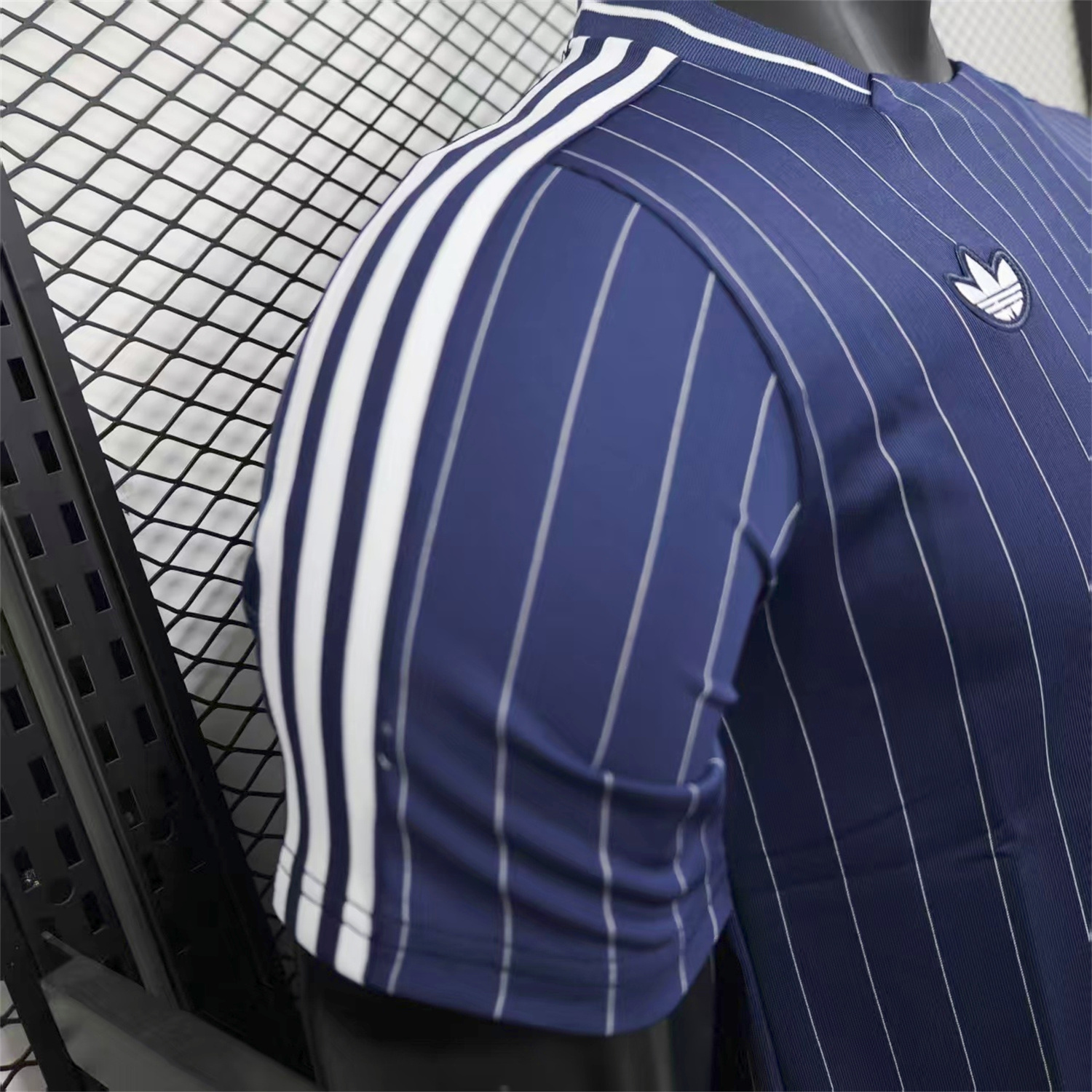 AlphaJersey-Newcastle United 25-26 Icon Range Travel Special Edition Deep Blue Jersey - Player Version