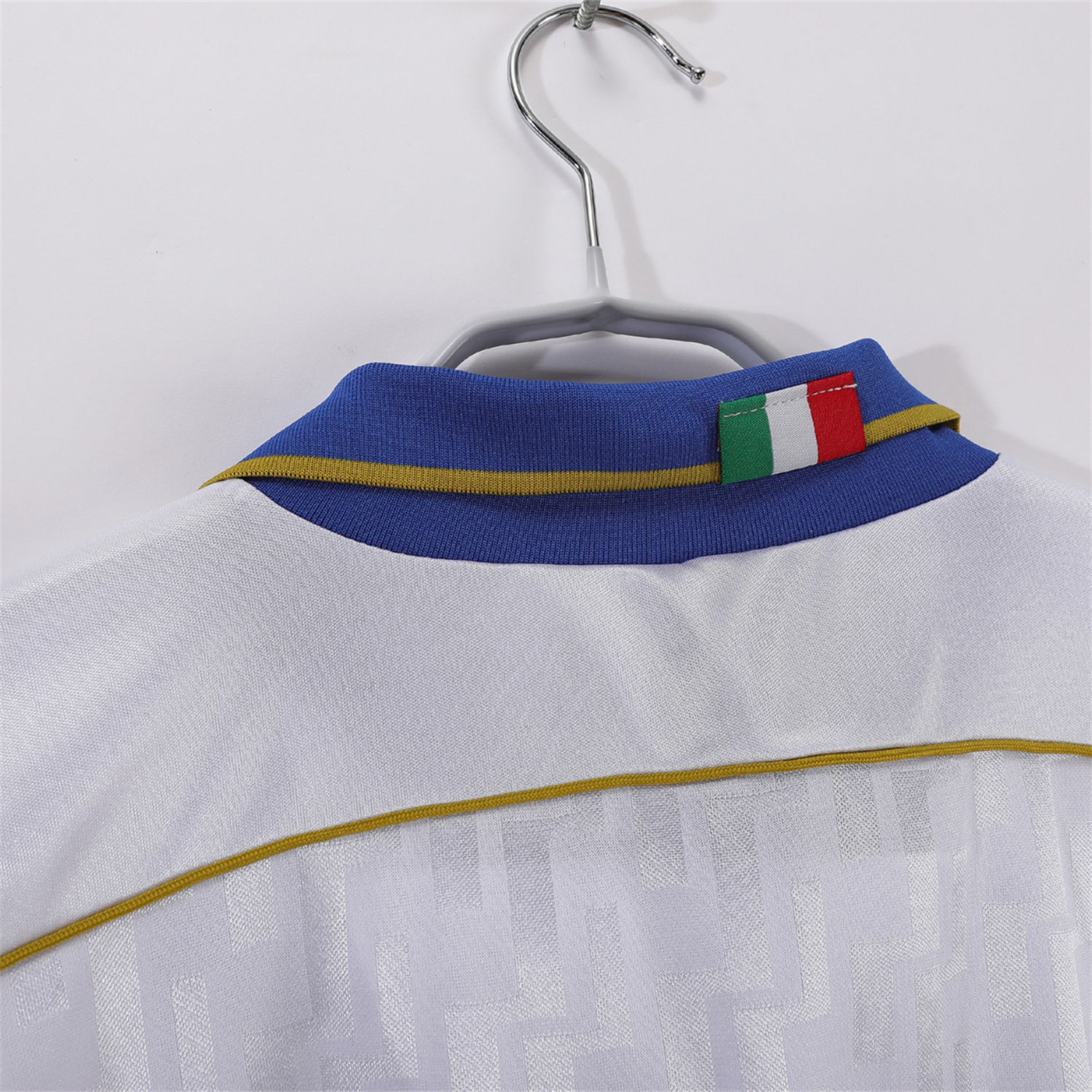 AlphaJersey-Retro Italy 1995 Away Jersey
