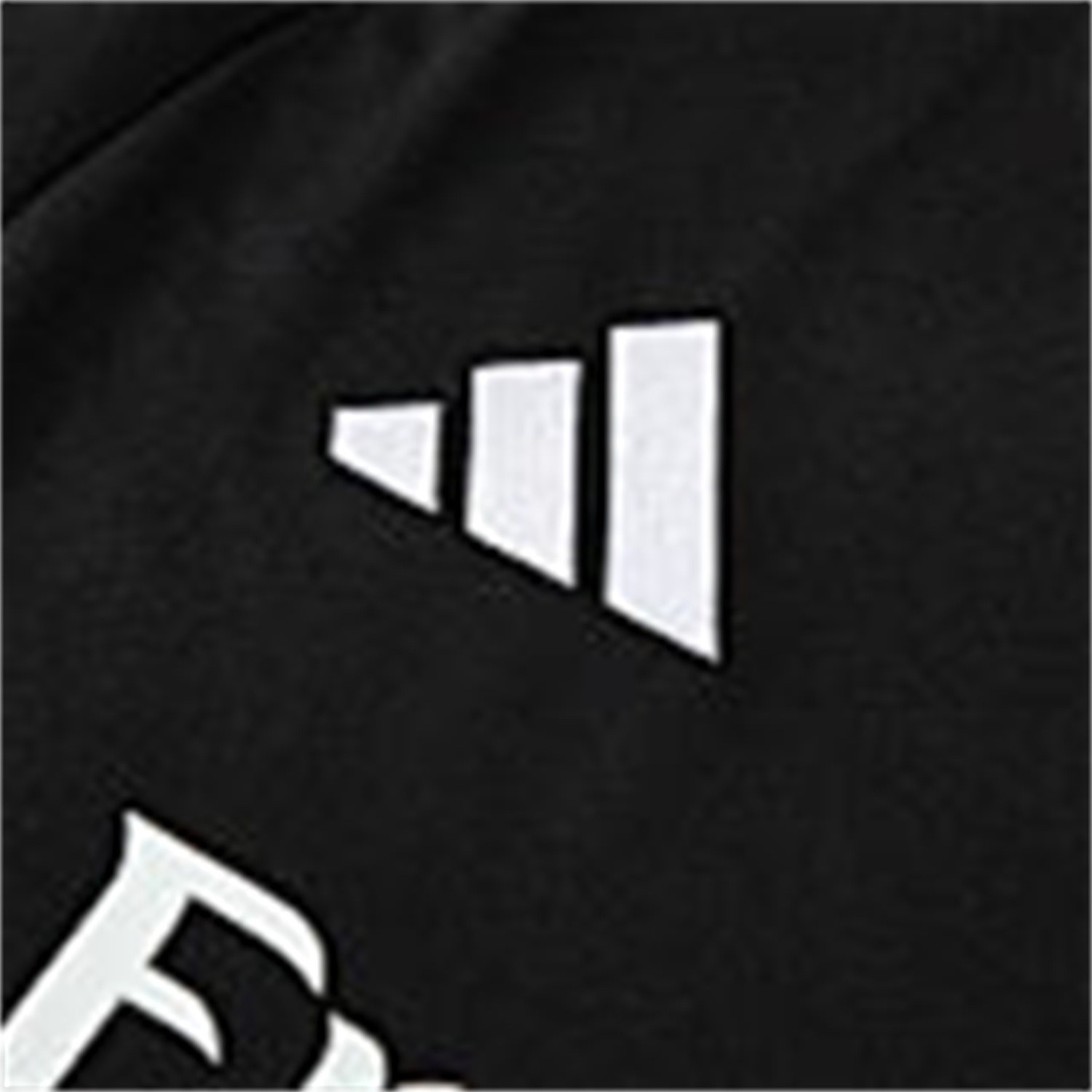 AlphaJersey-Real Madrid 25-26 Short-Sleeve Training Set - Light Grey Stripes Black Top & Black Shorts