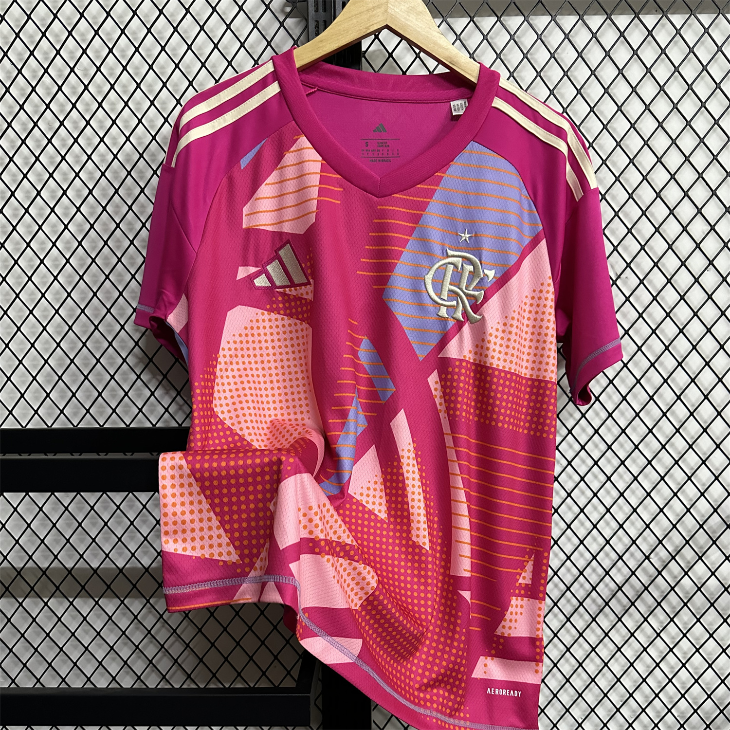 AlphaJersey-Flamengo 25-26 Pink Goalkeeper Jersey - Fans Version