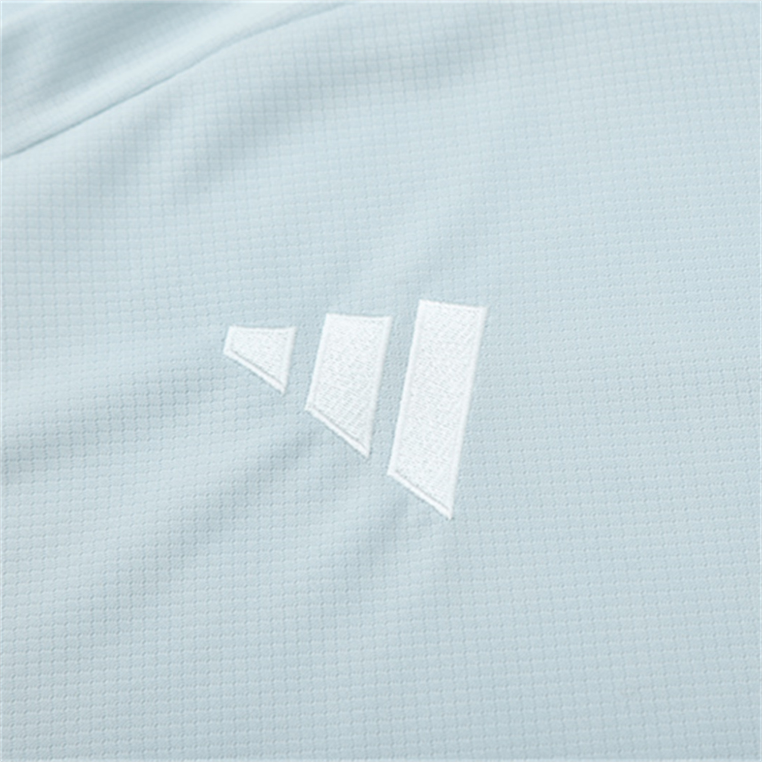 AlphaJersey-Japan 25-26 Short-Sleeve Training Set - Light Blue Top and Black Shorts