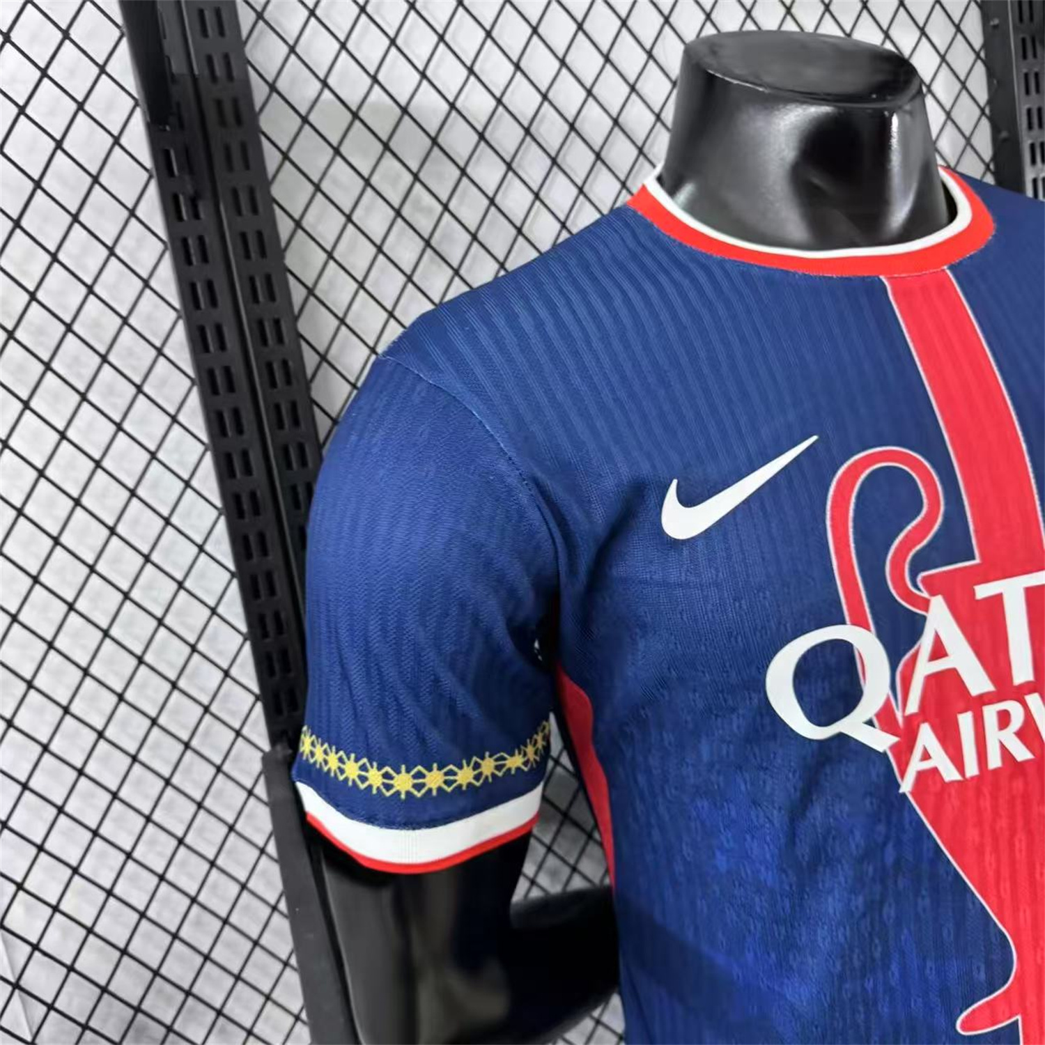 AlphaJersey-Paris Saint-Germain PSG 25-26 Red Trophy Special Edition Jersey With Star - Player Version