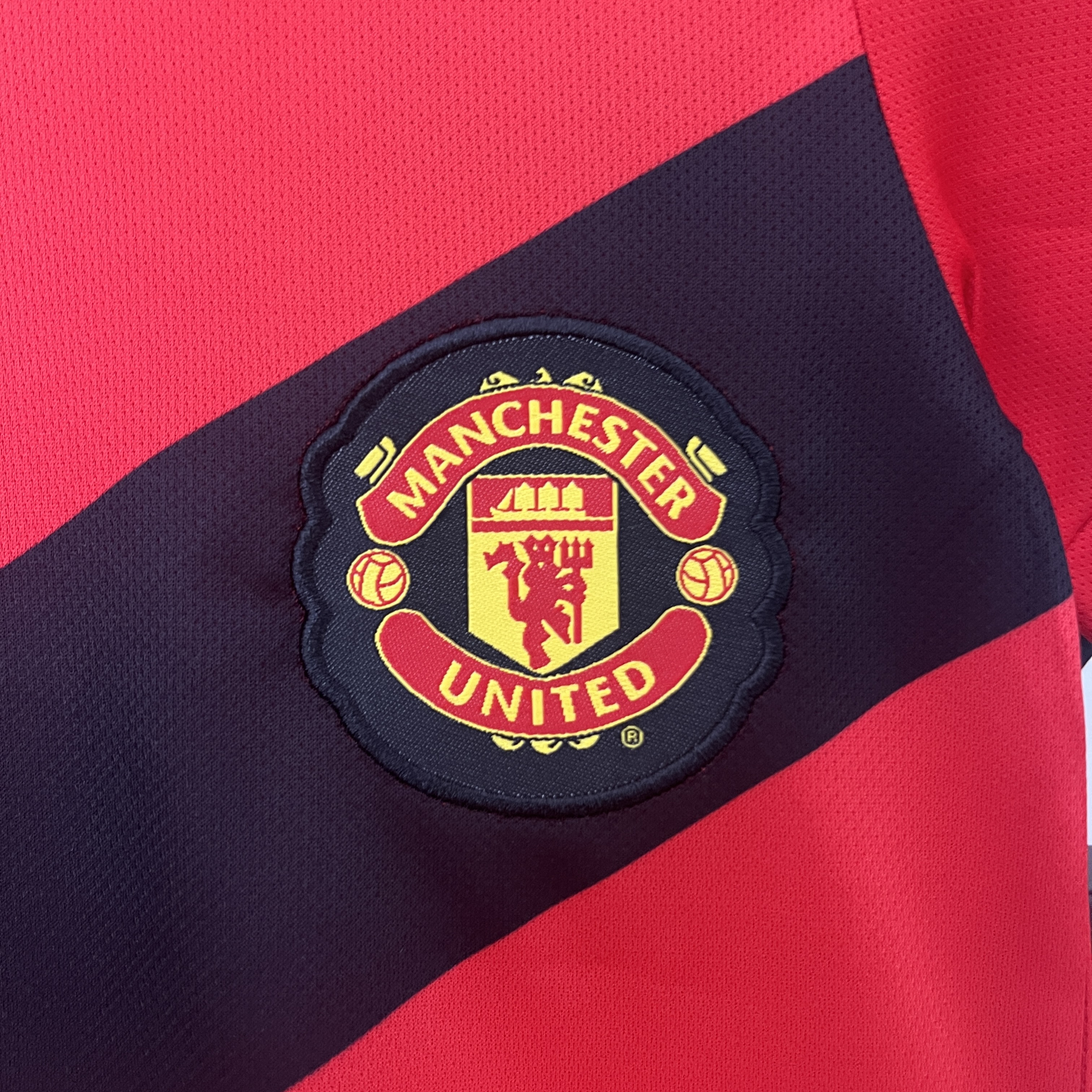 AlphaJersey-Retro Manchester United 2009-10 Home Stadium Kids Kit