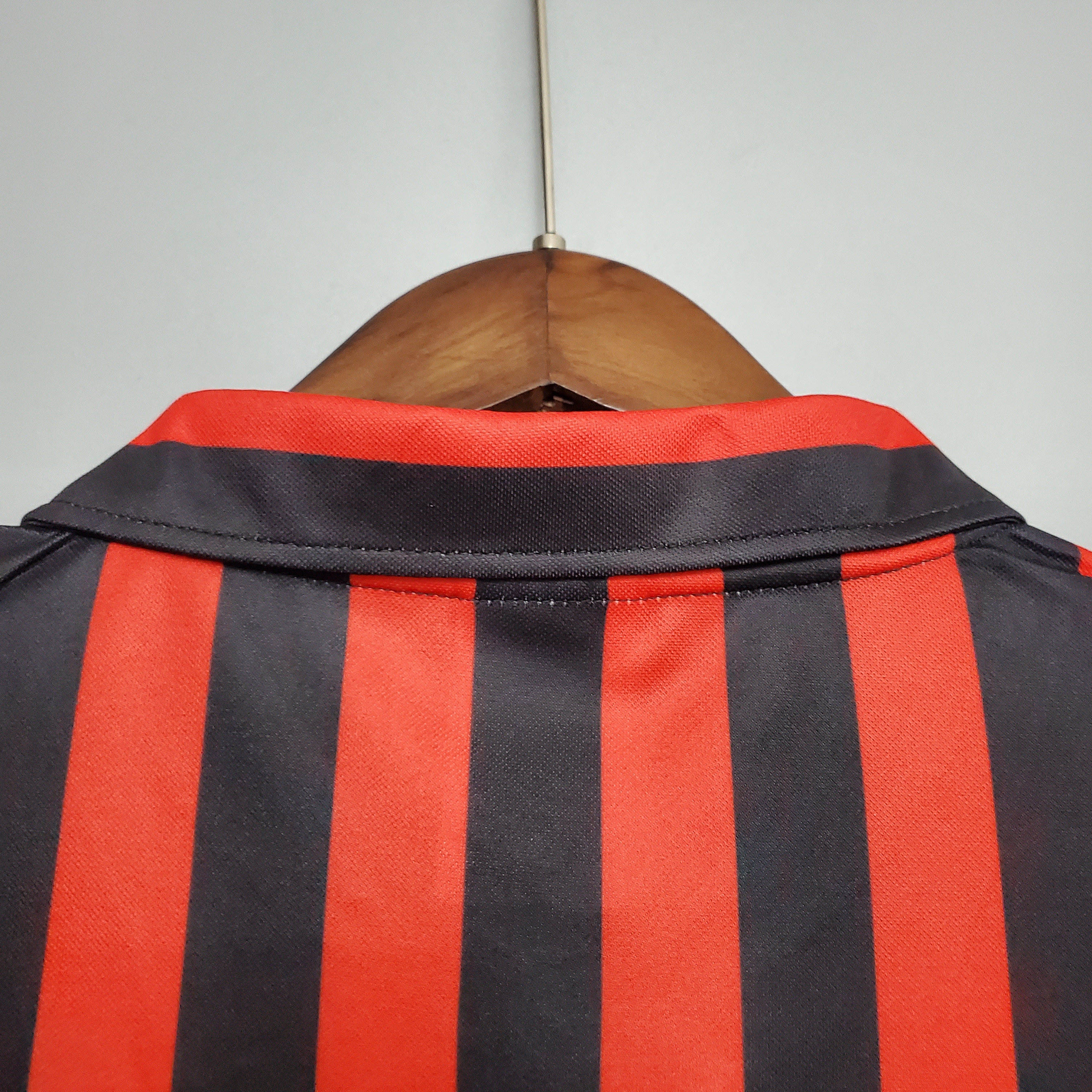AlphaJersey-Retro AC Milan 99-00 Home Stadium Jersey