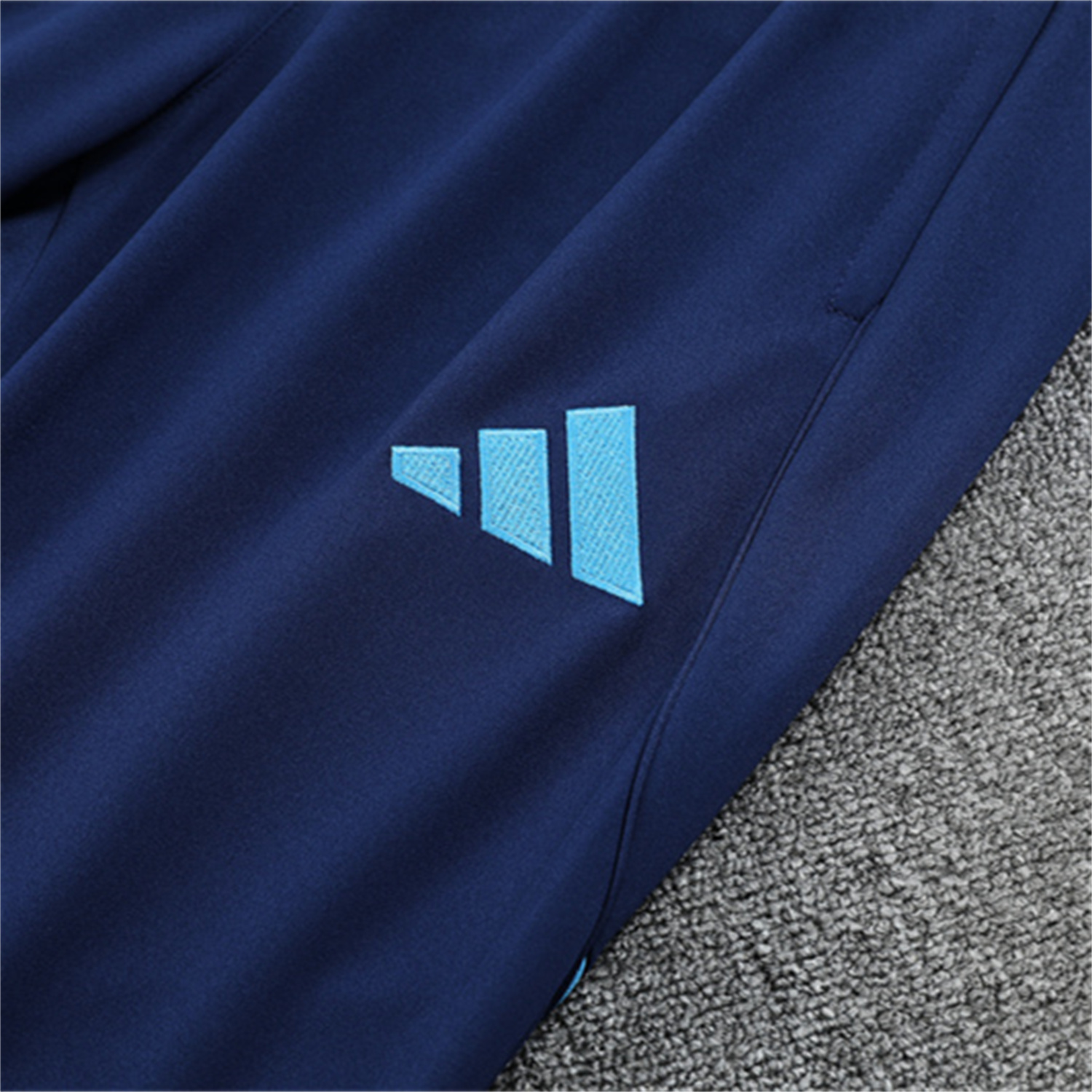 AlphaJersey-Real Madrid 25-26 Long Sleeves Training Set - Blue-Gray Camouflage Top & Blue Pants