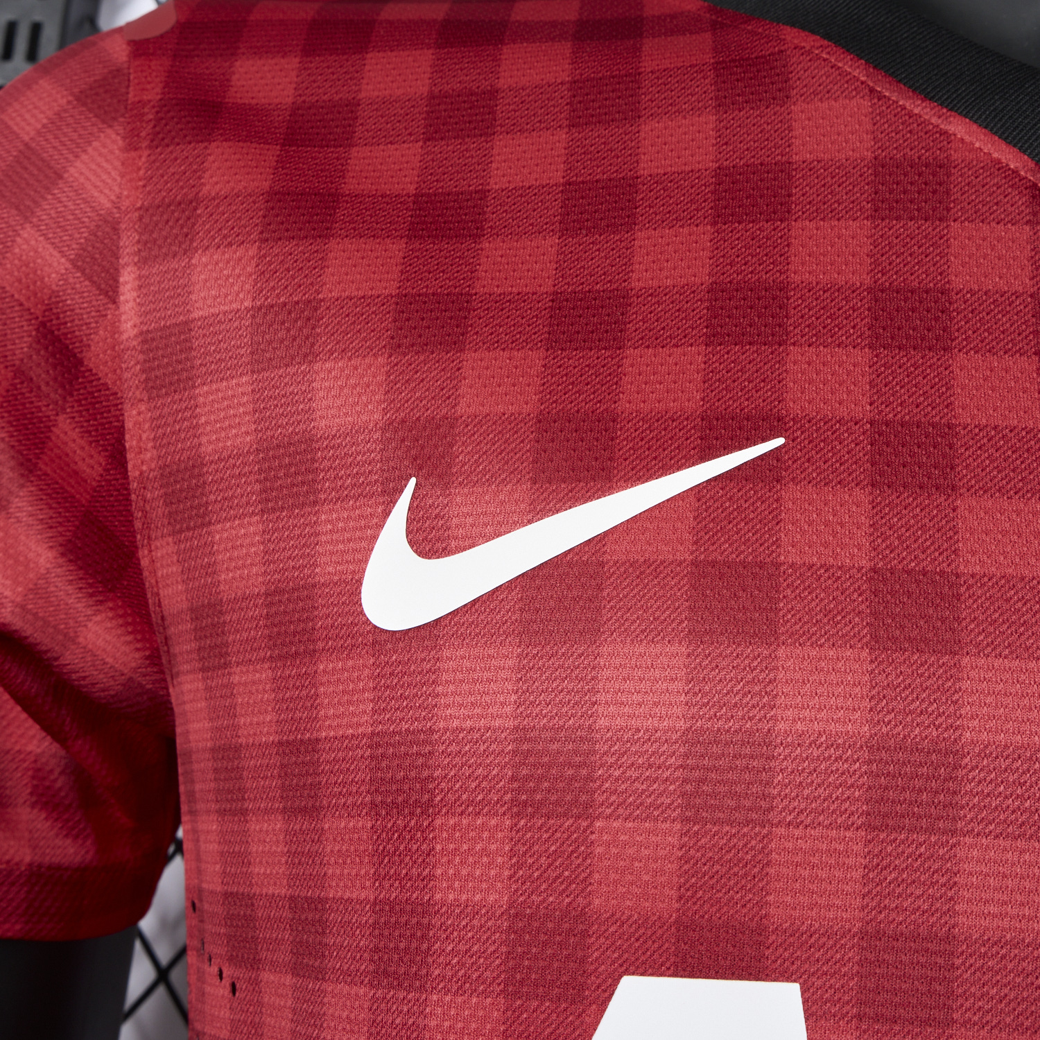AlphaJersey-Retro Manchester United 2012-13 Home Jersey - Player Version