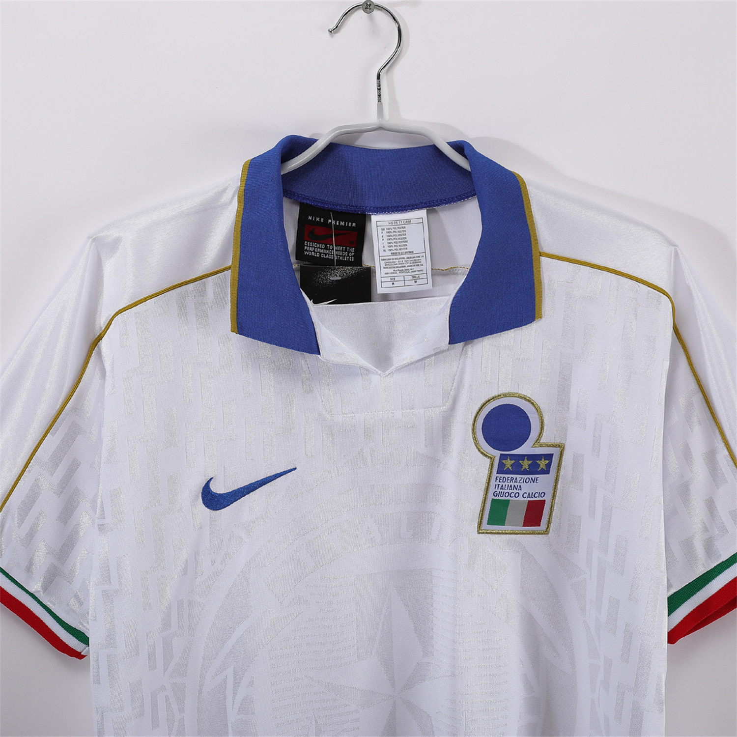 AlphaJersey-Retro Italy 1995 Away Jersey
