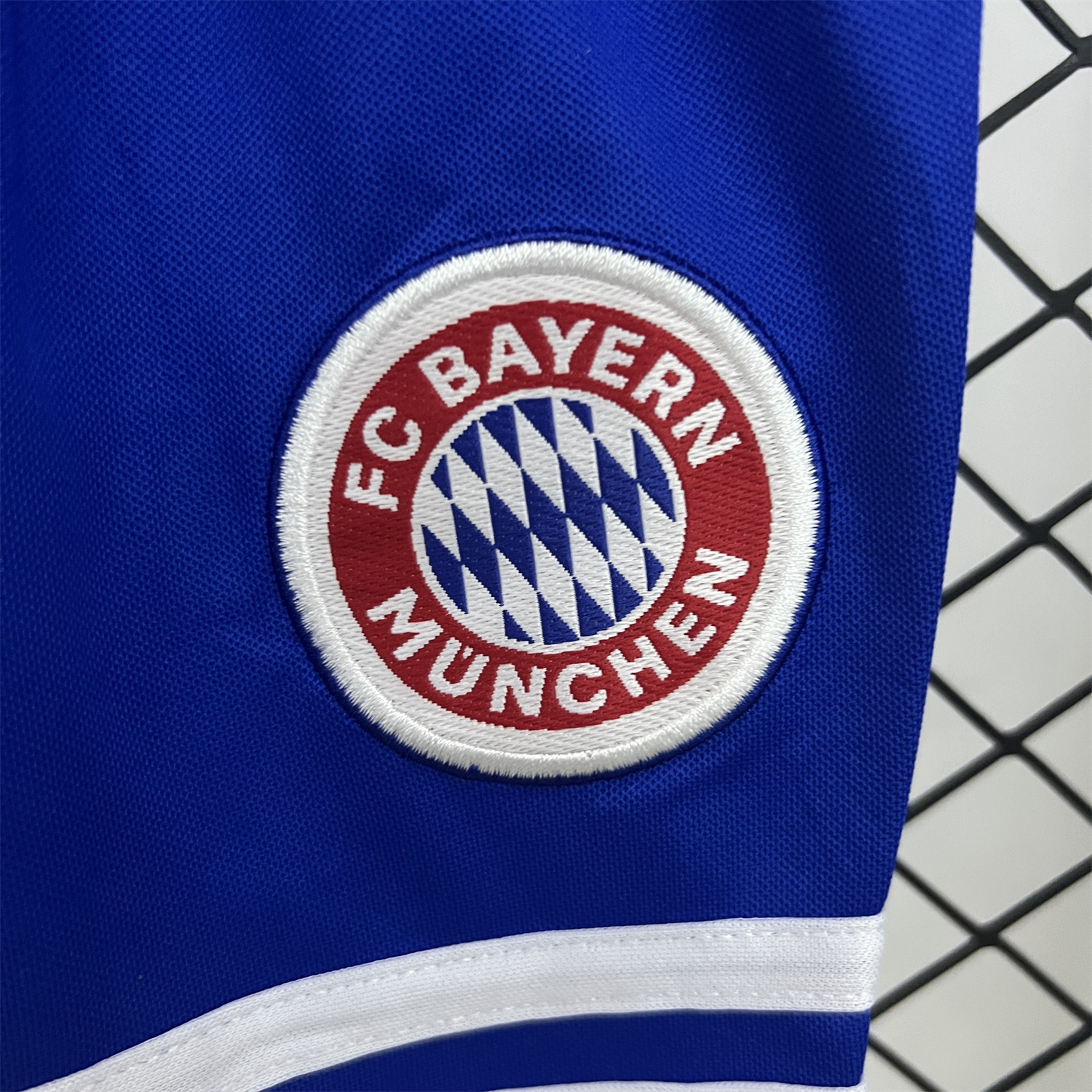 AlphaJersey-Retro Bayern Munich 1995-97 Home Kids Kit