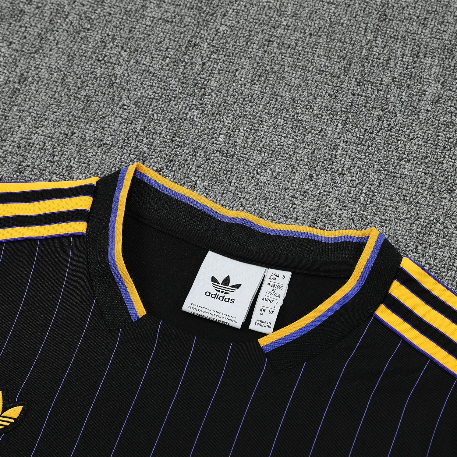 AlphaJersey-Manchester United 25-26 Vest Training Set - Black Top & Black Shorts