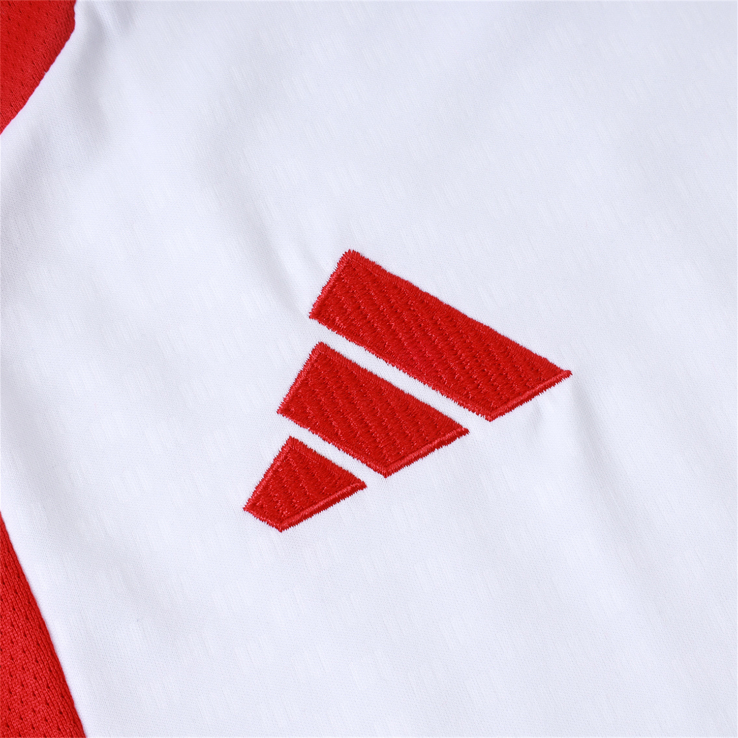 AlphaJersey-SC Internacional 2026 Vest Training Set - White Vest and Red Shorts