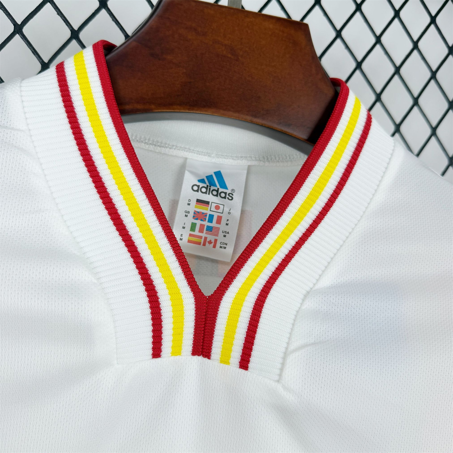 AlphaJersey-Retro Spain 1996 Away Long Sleeves Jersey - Fans Version