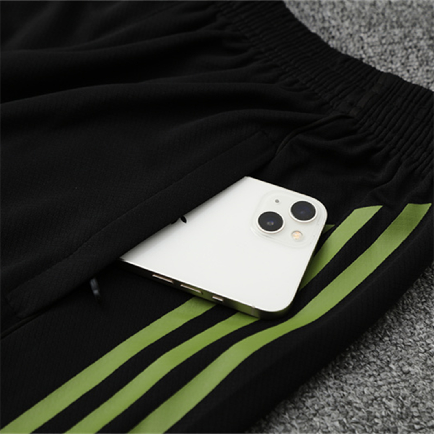 AlphaJersey-Real Madrid 25-26 Short-Sleeve Training Set - Green Black Top & Black Shorts