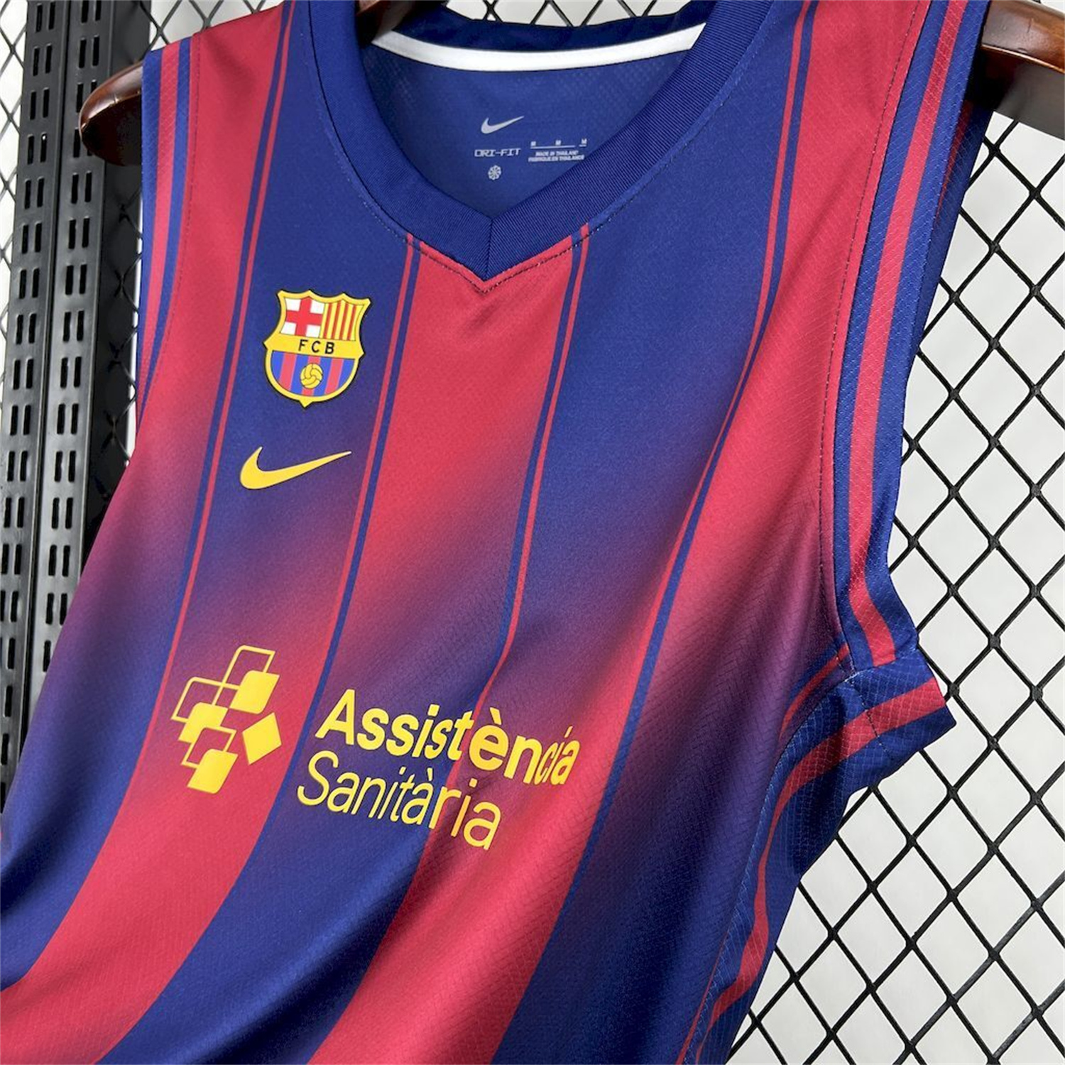 AlphaJersey-Barcelona 25-26 Blue And Red Basketball Training Vest - Fans Version