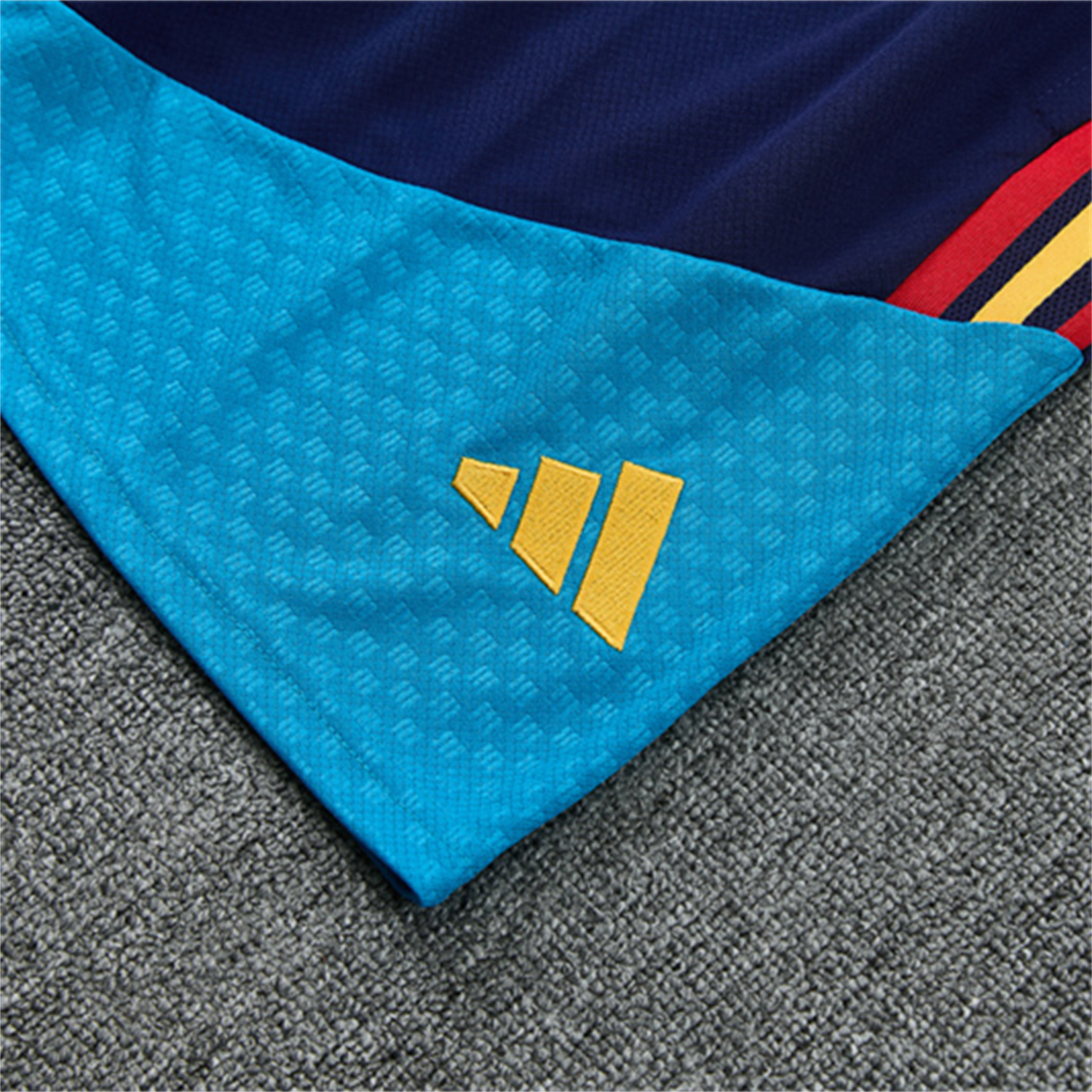 AlphaJersey-Spain 2026 Short-Sleeve Training Set - Royal Blue And Yellow Top & Royal Blue Shorts