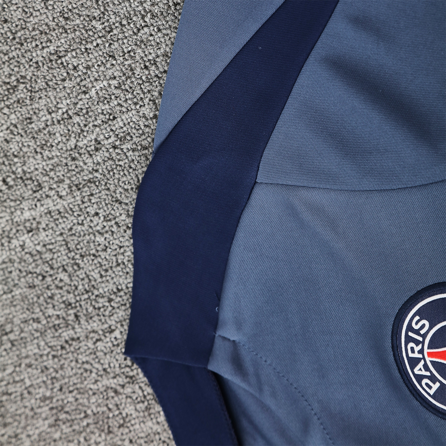 AlphaJersey-Paris Saint-Germain PSG 25-26 Short-Sleeve Training Set - Deep Blue Top & Deep Blue Shorts