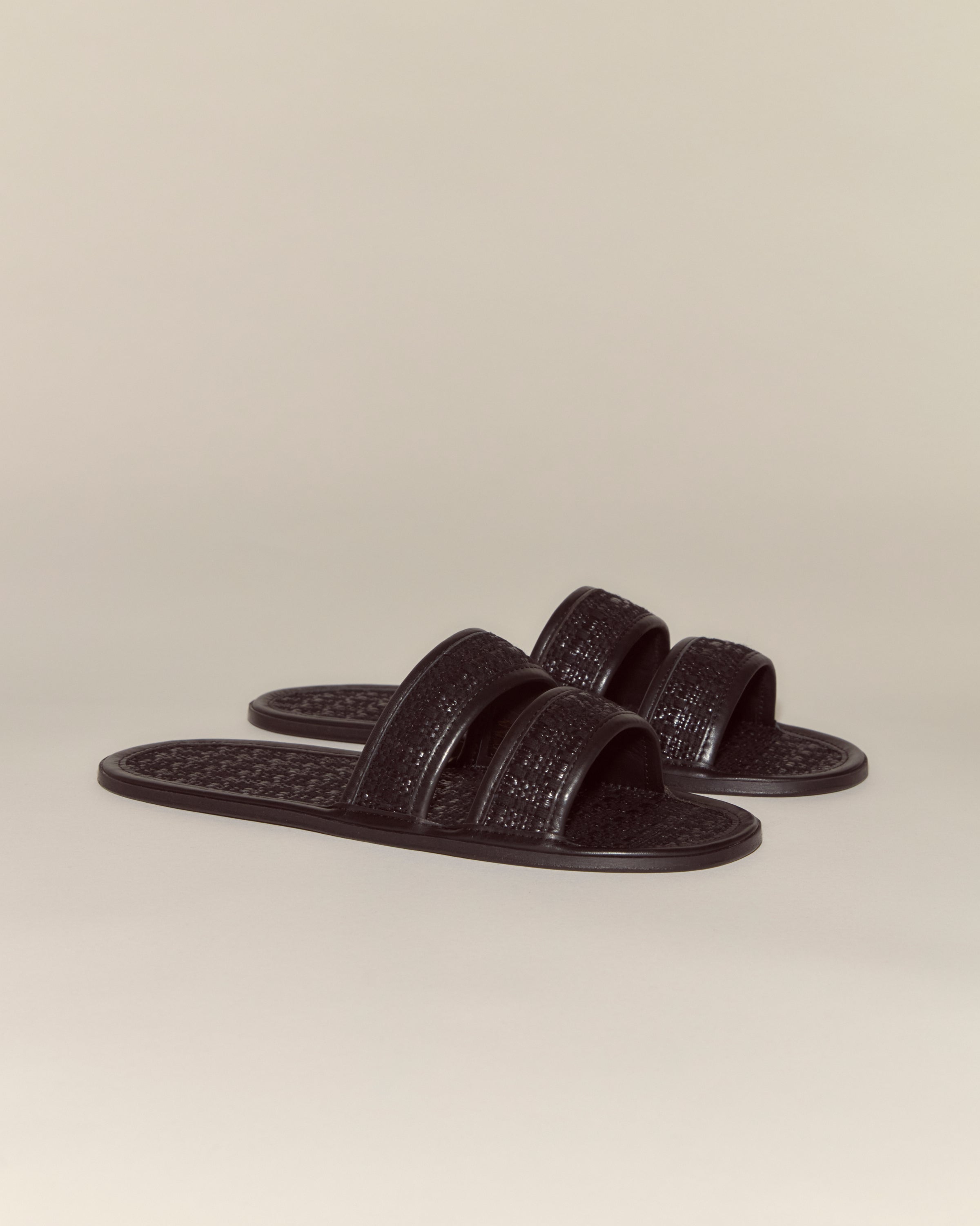 Solid Summer Slides | Modern Menswear by yycbvcnbmmnbm