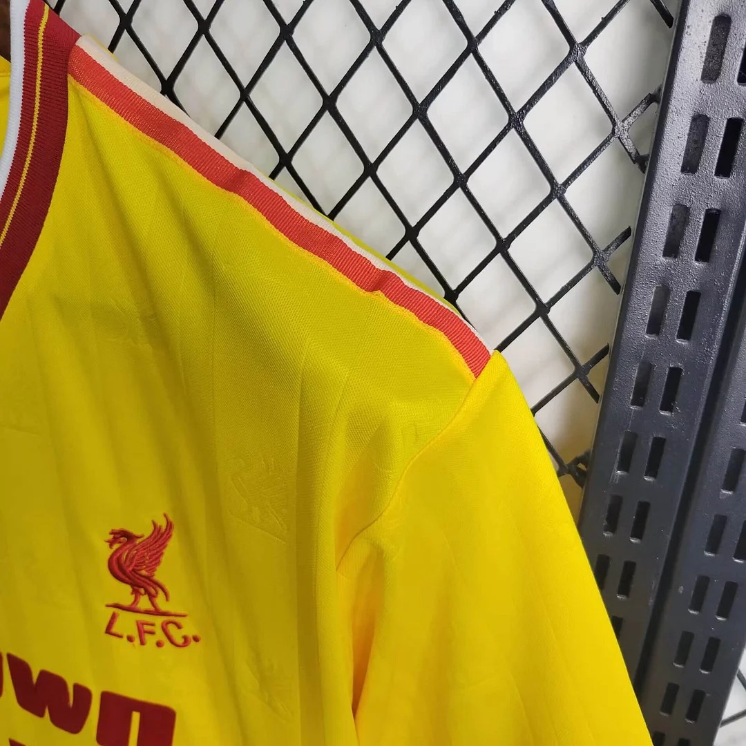 AlphaJersey-Retro Liver.pool 1986-87 Third Jersey