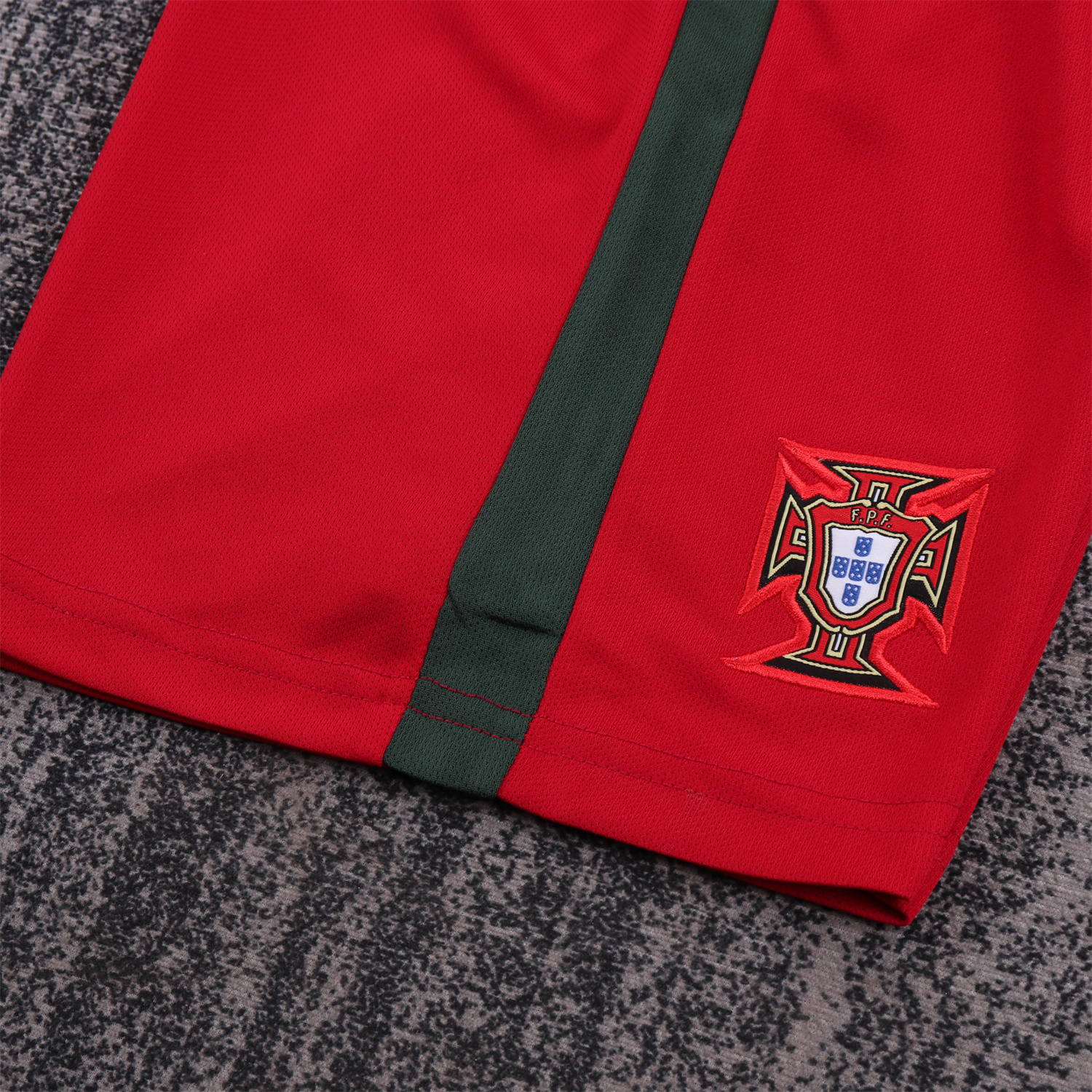 AlphaJersey-Retro Portugal 2016 Home Kids Kit
