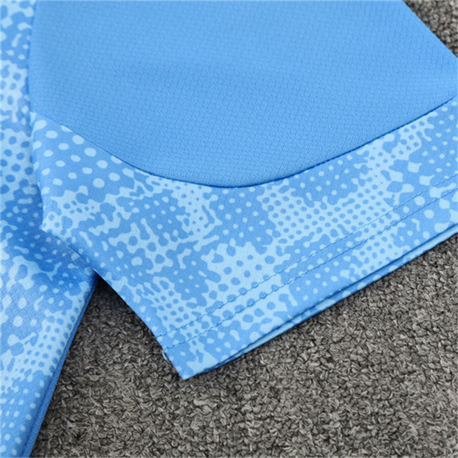 AlphaJersey-Manchester City 25-26 Kids Short-Sleeve Training Set - Light Blue Camouflage Top & Deep Blue Shorts