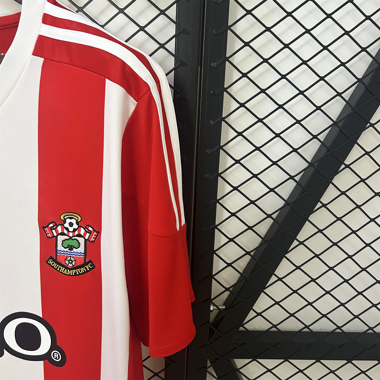 AlphaJersey-Retro Southampton 2015-16 Home Jersey