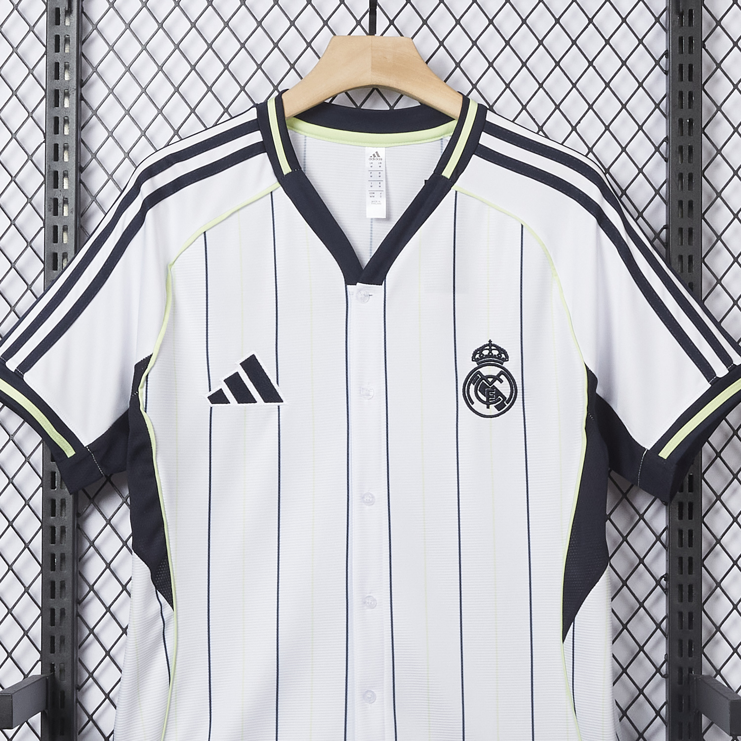AlphaJersey-Real Madrid 25-26 White Baseball Jersey with Black Stripes
