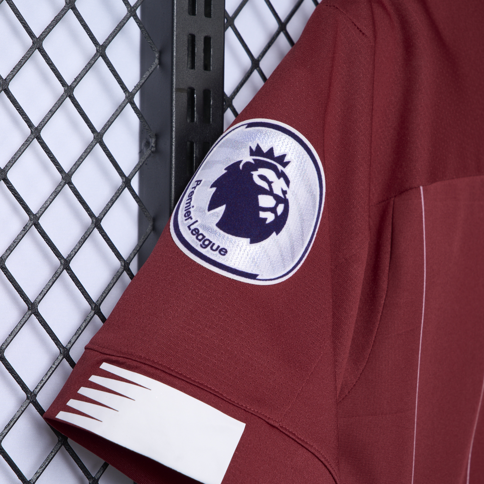 AlphaJersey-Retro Liver.pool 2019-20 Home Stadium Jersey