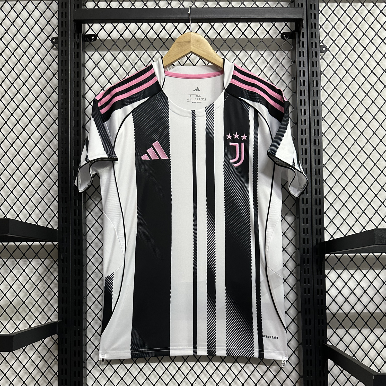AlphaJersey-Juventus 25-26 Home Unsponsored Jersey - Fans Version