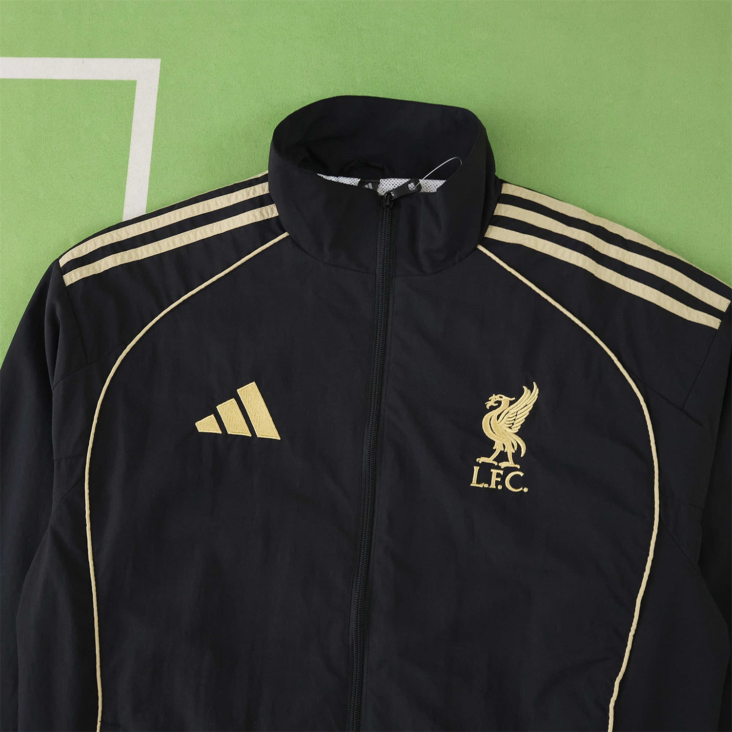 AlphaJersey-Liver.pool 25-26 Throwback Windbreaker Jacket - Black