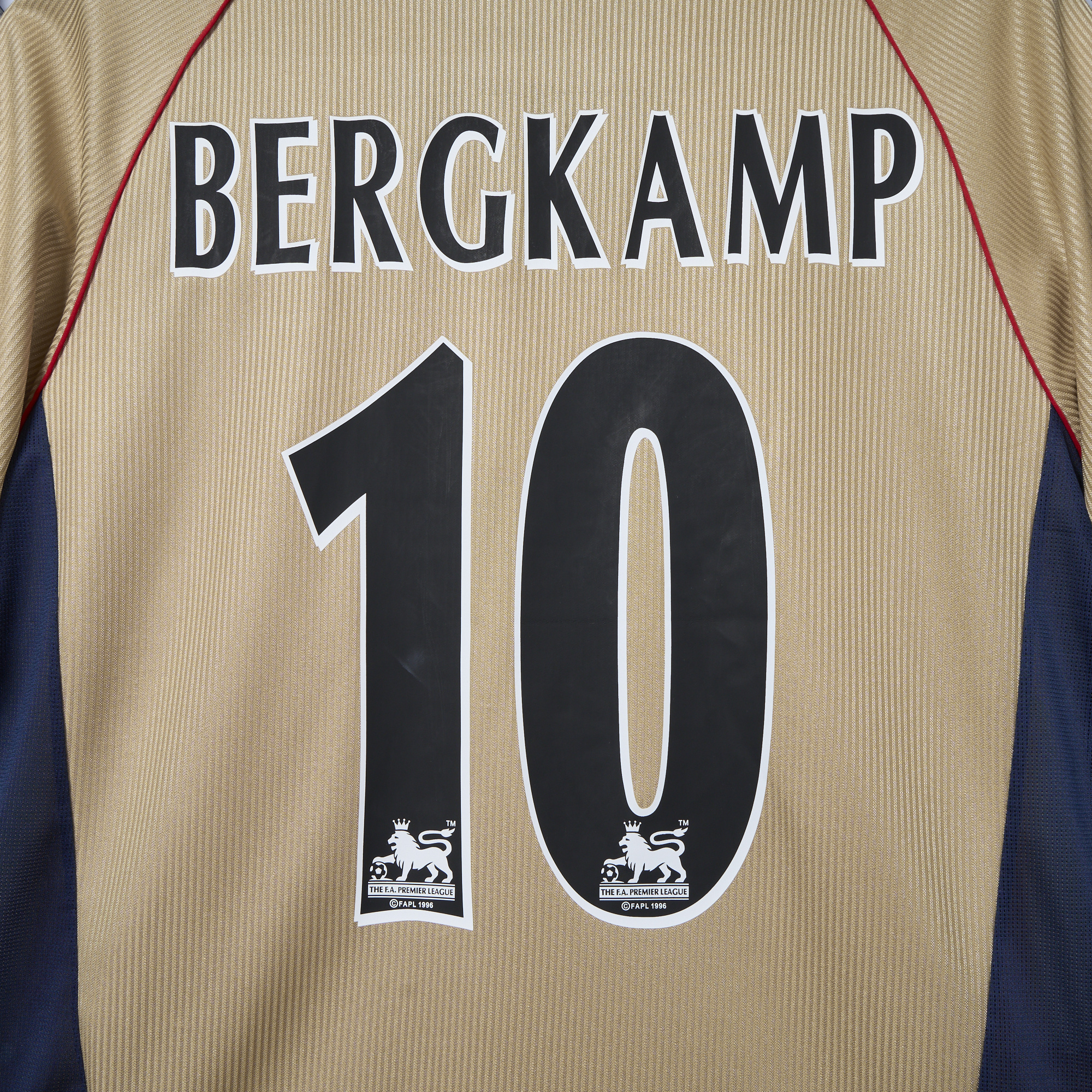 AlphaJersey-Retro Arsenal 2001-02 Away Stadium Jersey