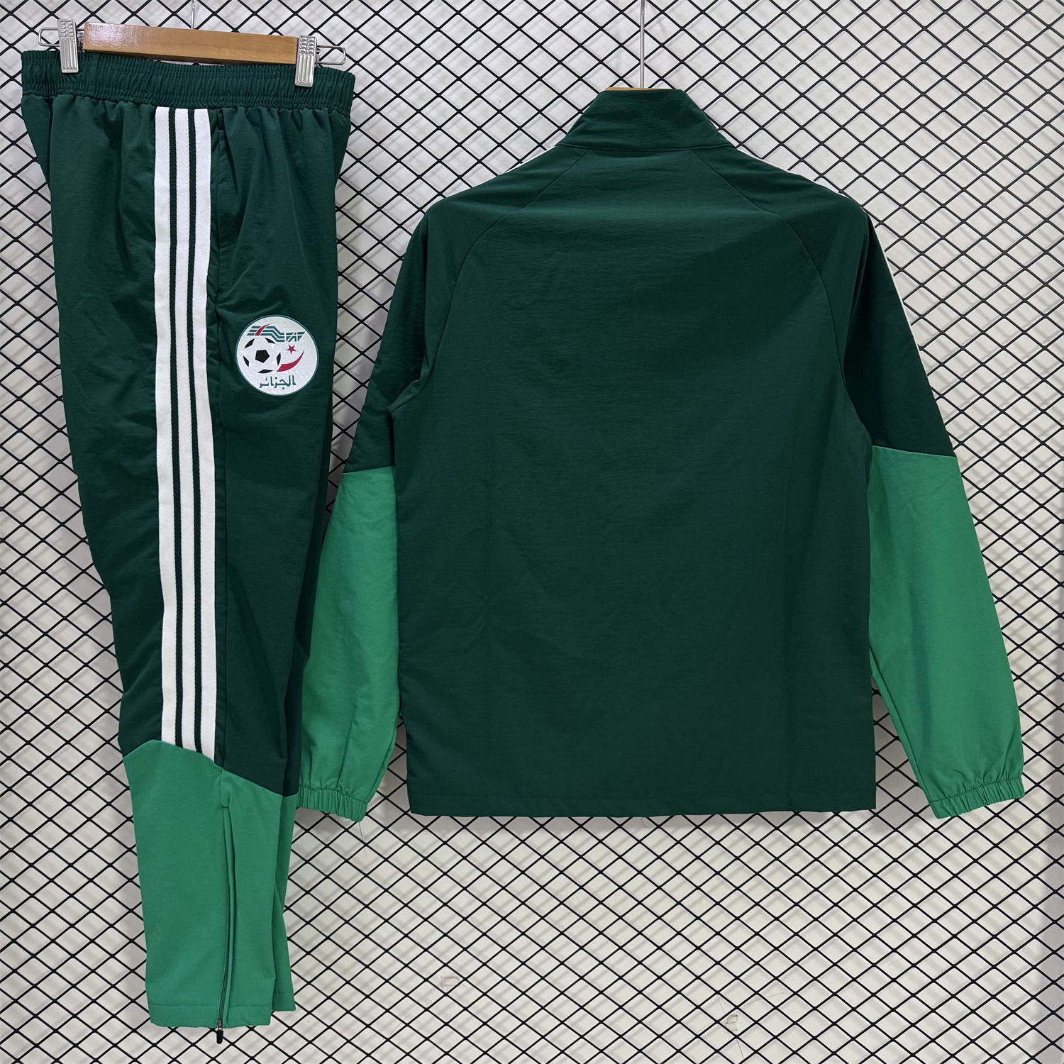 AlphaJersey-Algeria 2026 Windbreaker Training Set - Deep Green Top and Pants