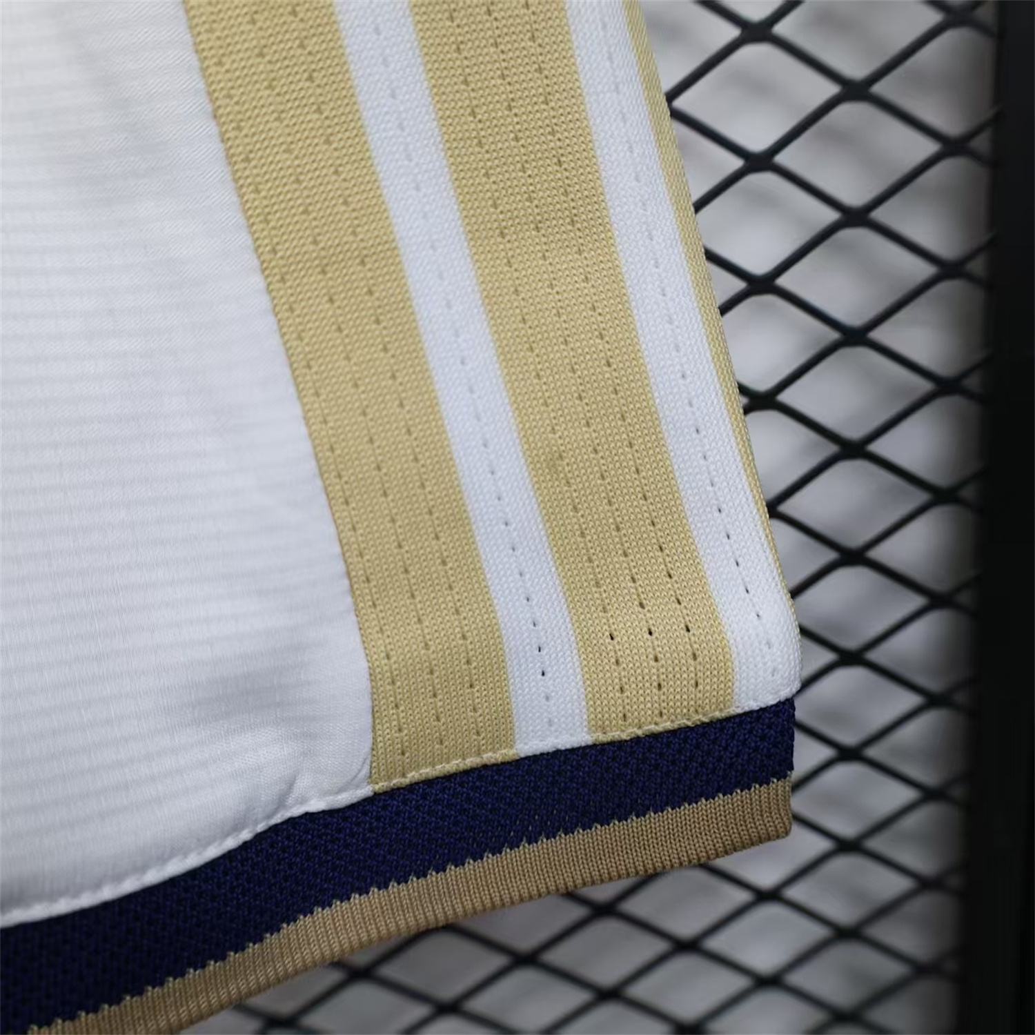 AlphaJersey-Italy 2026 Home Shorts - Player Version